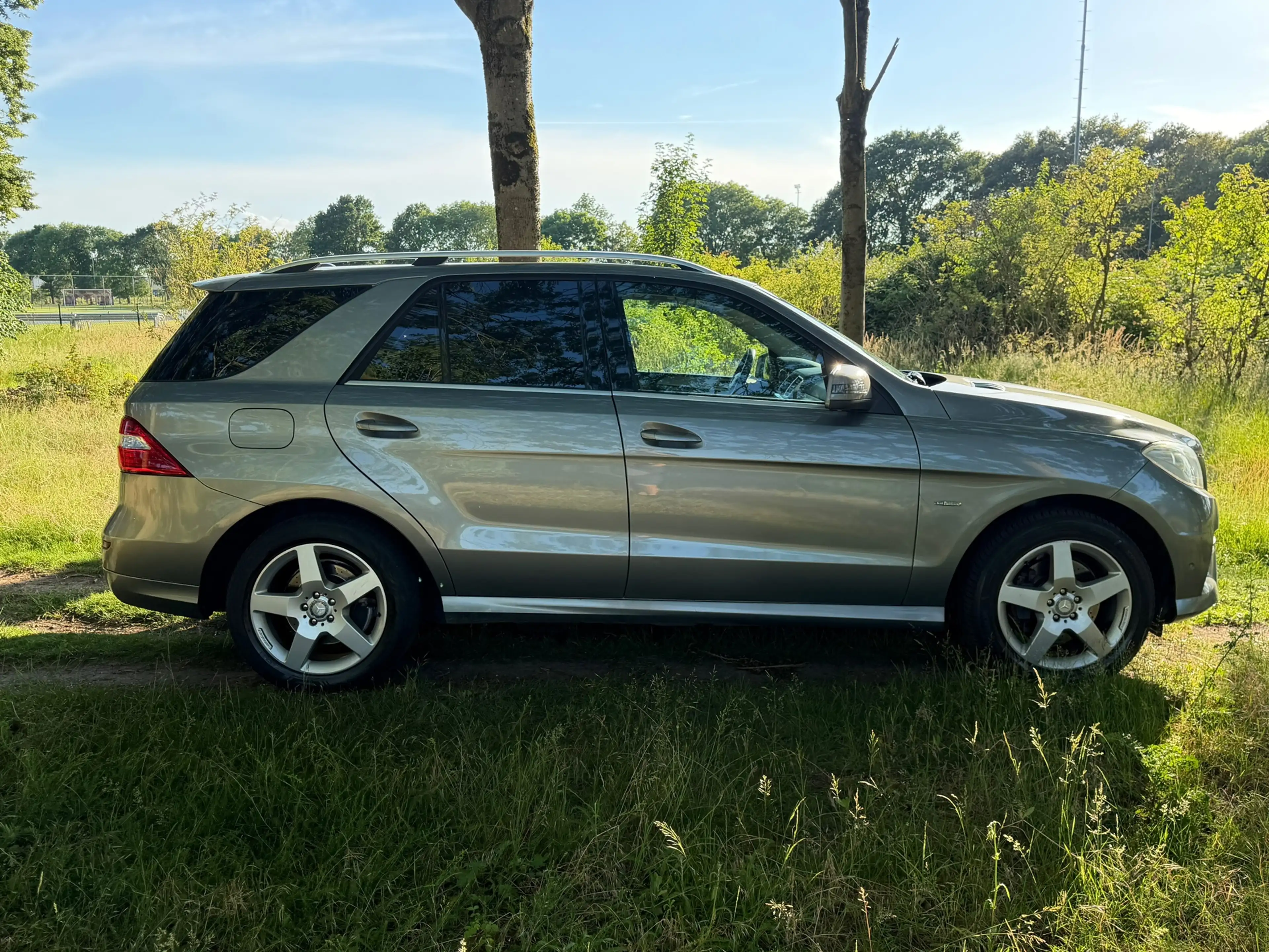 Mercedes-Benz ML 350 Marge 4MATIC 350 BlueTEC Edition 1 — photo 9