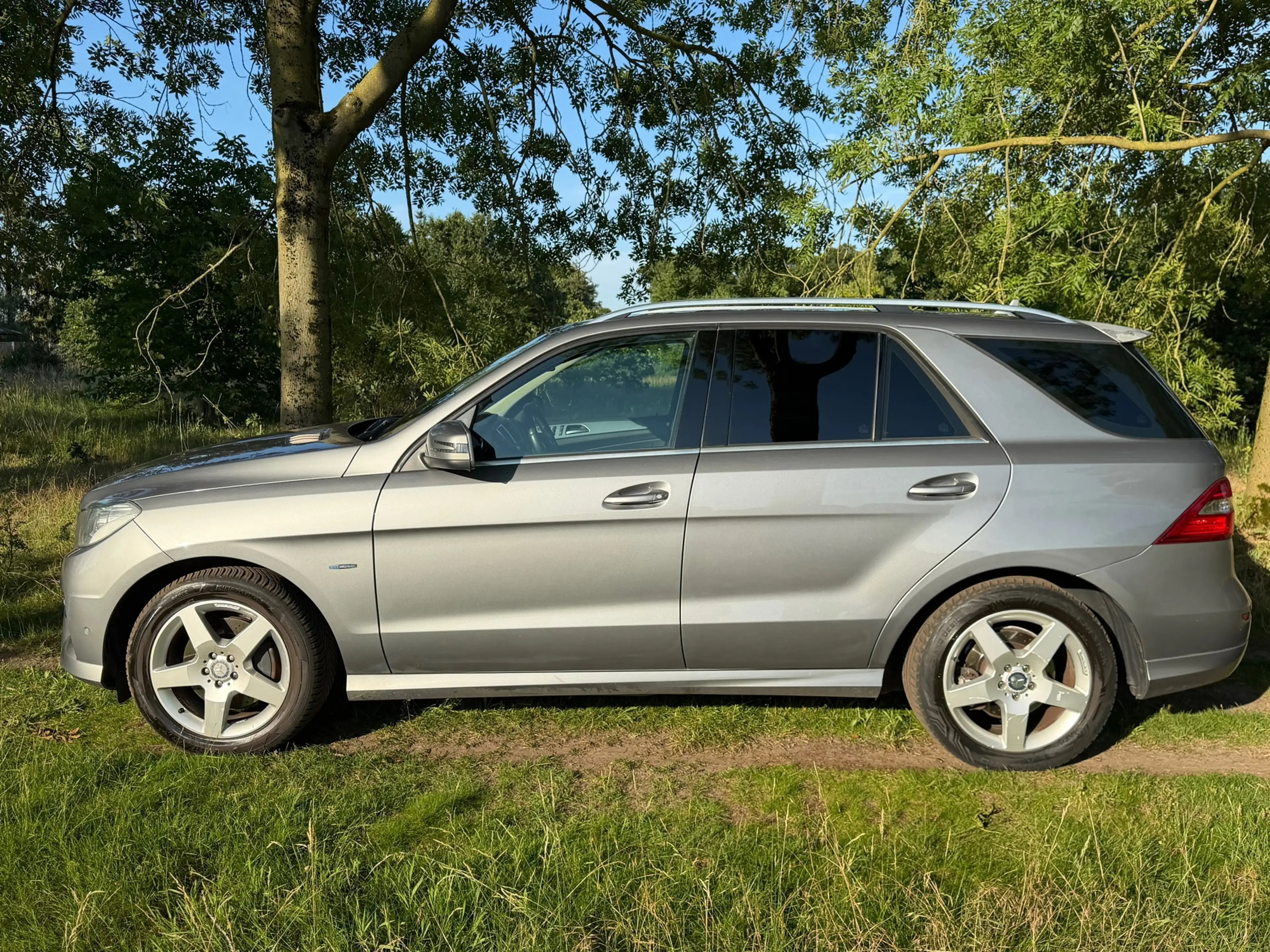 Mercedes-Benz ML 350 Marge 4MATIC 350 BlueTEC Edition 1 — photo 7
