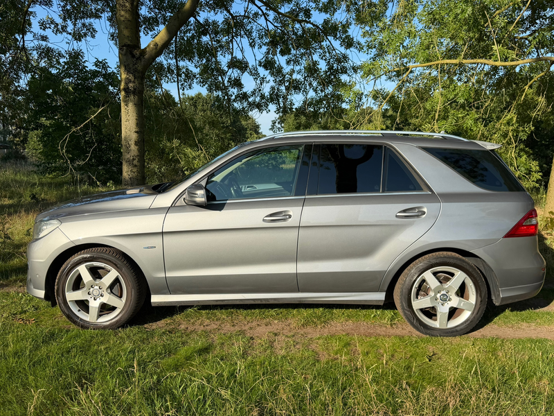 Mercedes-Benz ML 350 Marge 4MATIC 350 BlueTEC Edition 1 — photo 7