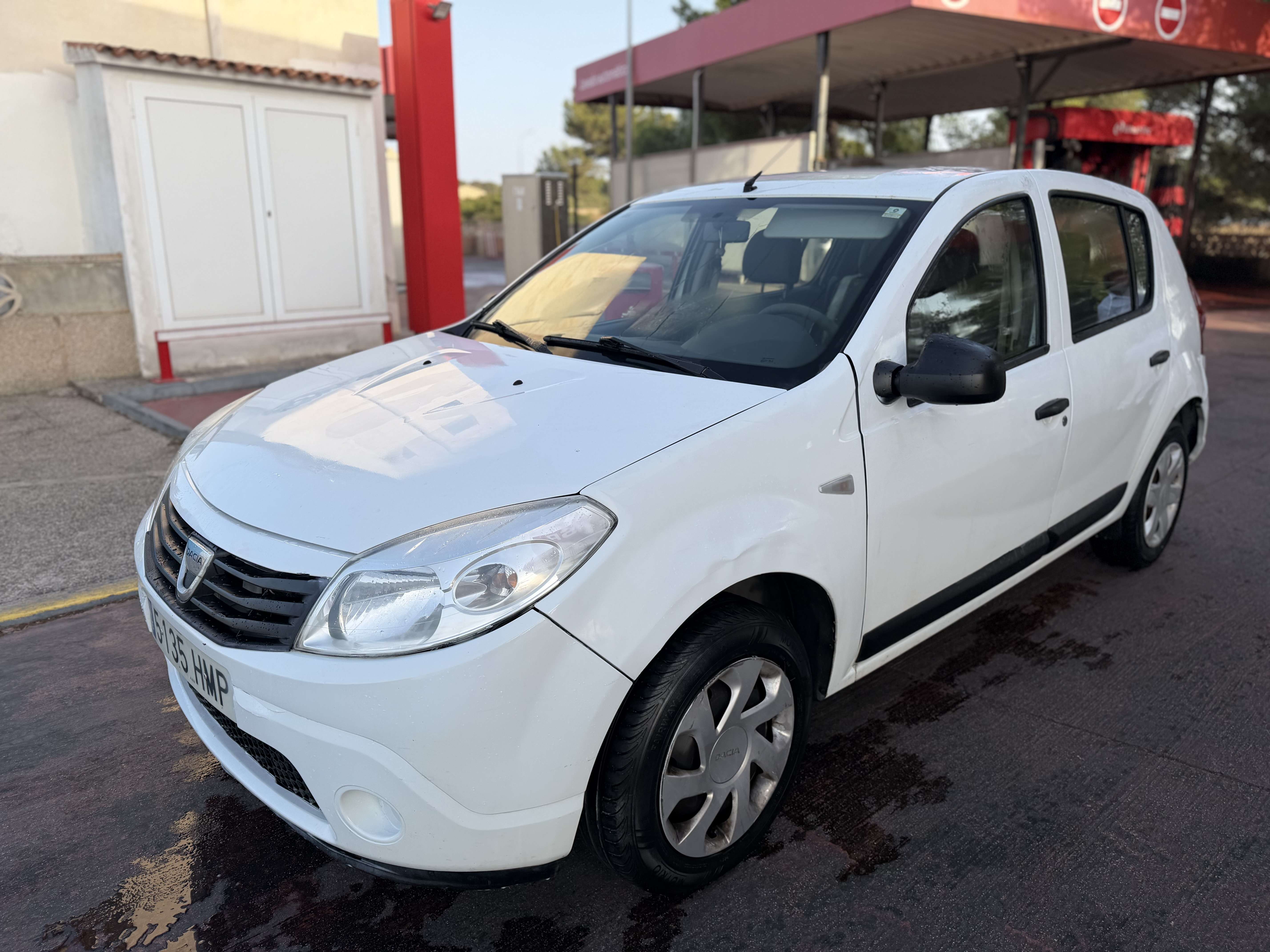 Dacia Sandero 1.6 Stepway - foto 1