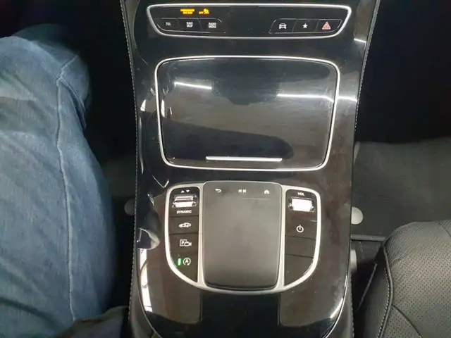 Mercedes-Benz CLS view 10