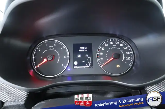 Dacia Sandero Stepway view 18