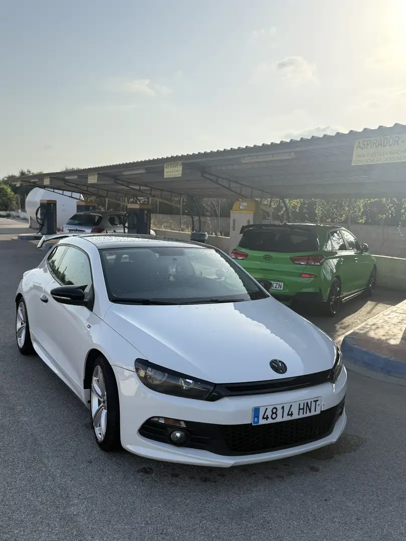 Volkswagen Scirocco 1.4 TSI R-Line Limited Edition - 1