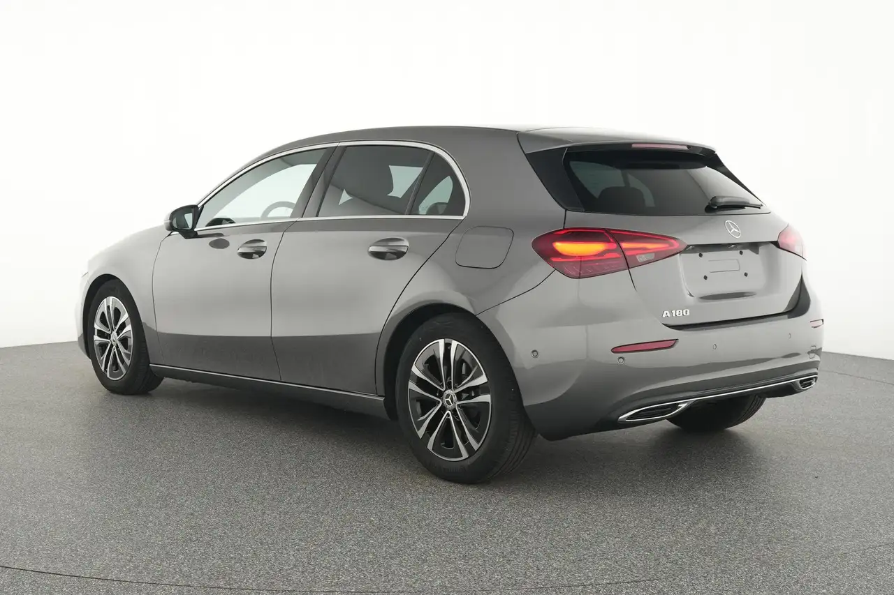 Mercedes-Benz A-Class Luxury Line, миниатюра 3