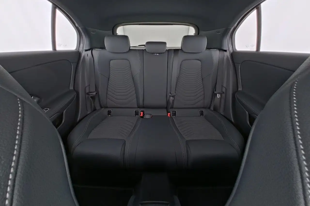 Mercedes-Benz A-Class Luxury Line, миниатюра 17