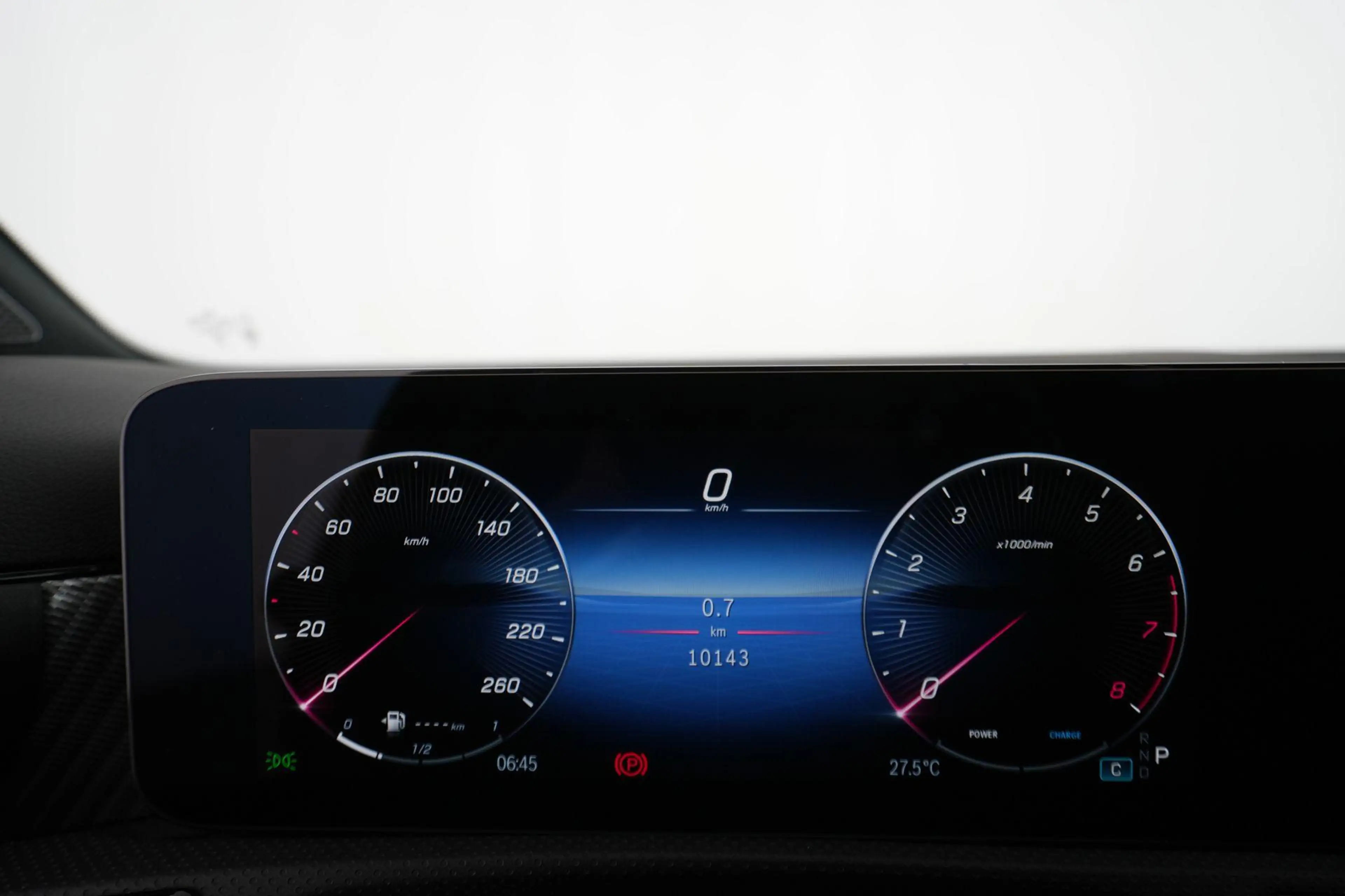 Mercedes-Benz A 180 Luxury Line — photo 14