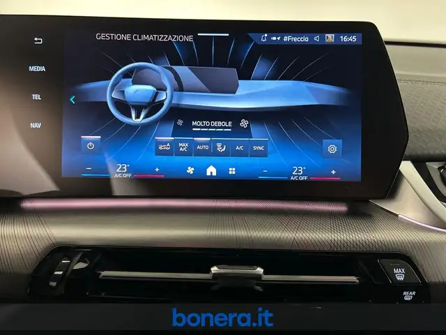 BMW X2 view 22