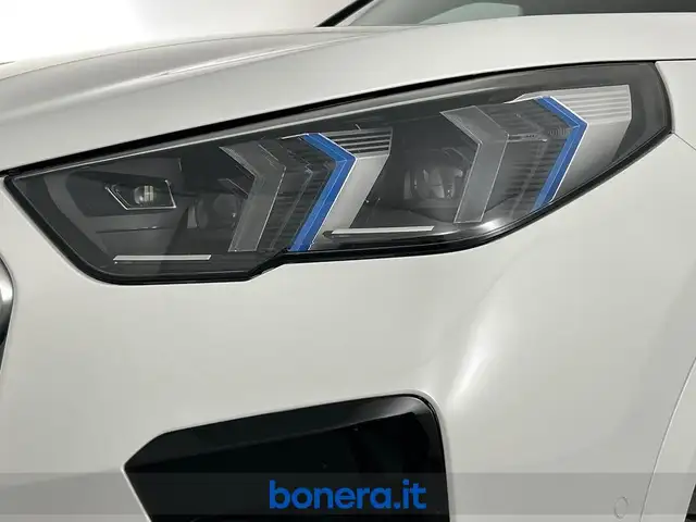 BMW X2 view 10