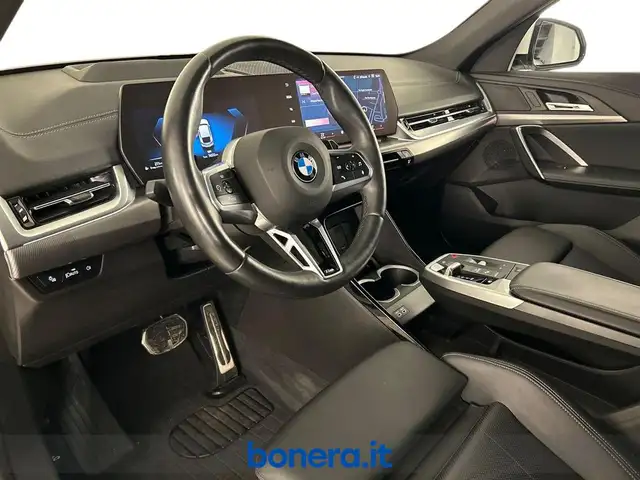 BMW X2 view 18