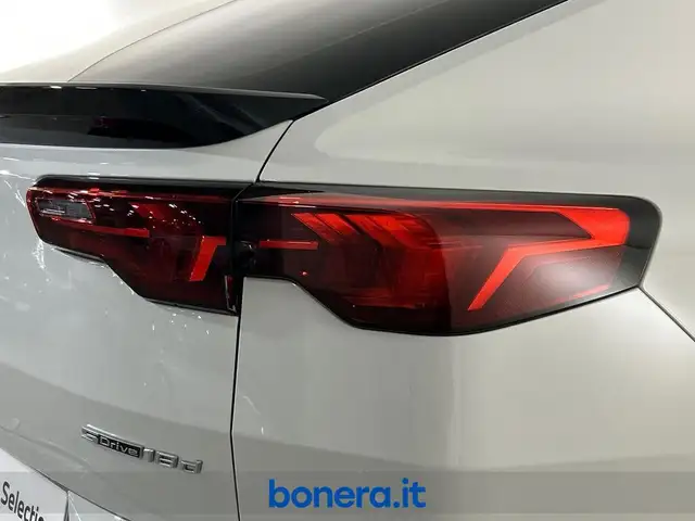 BMW X2 view 11
