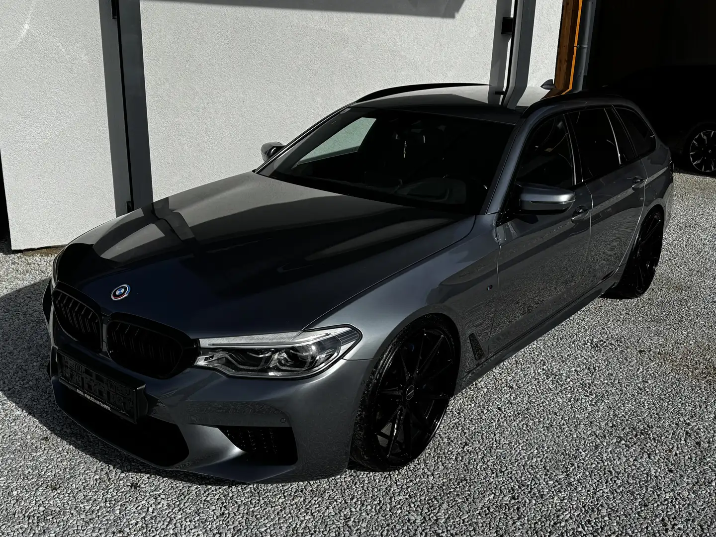 BMW 530 530d xDrive Touring Aut. Sport Line - 1