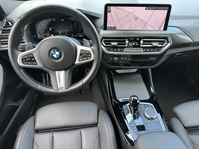 BMW X3 view 11