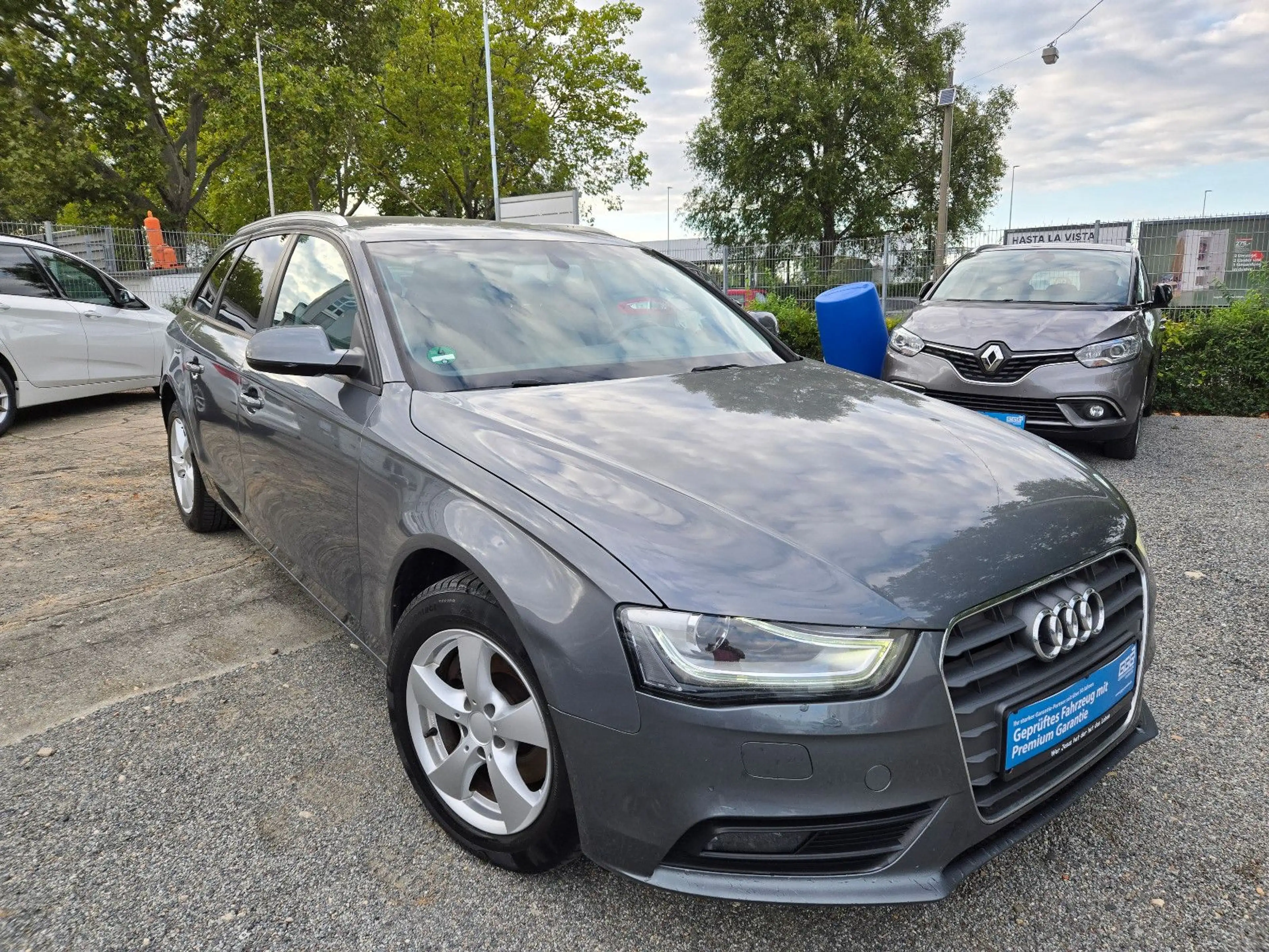 Audi A4 Avant / Automatik / Bi Xenon — photo 8