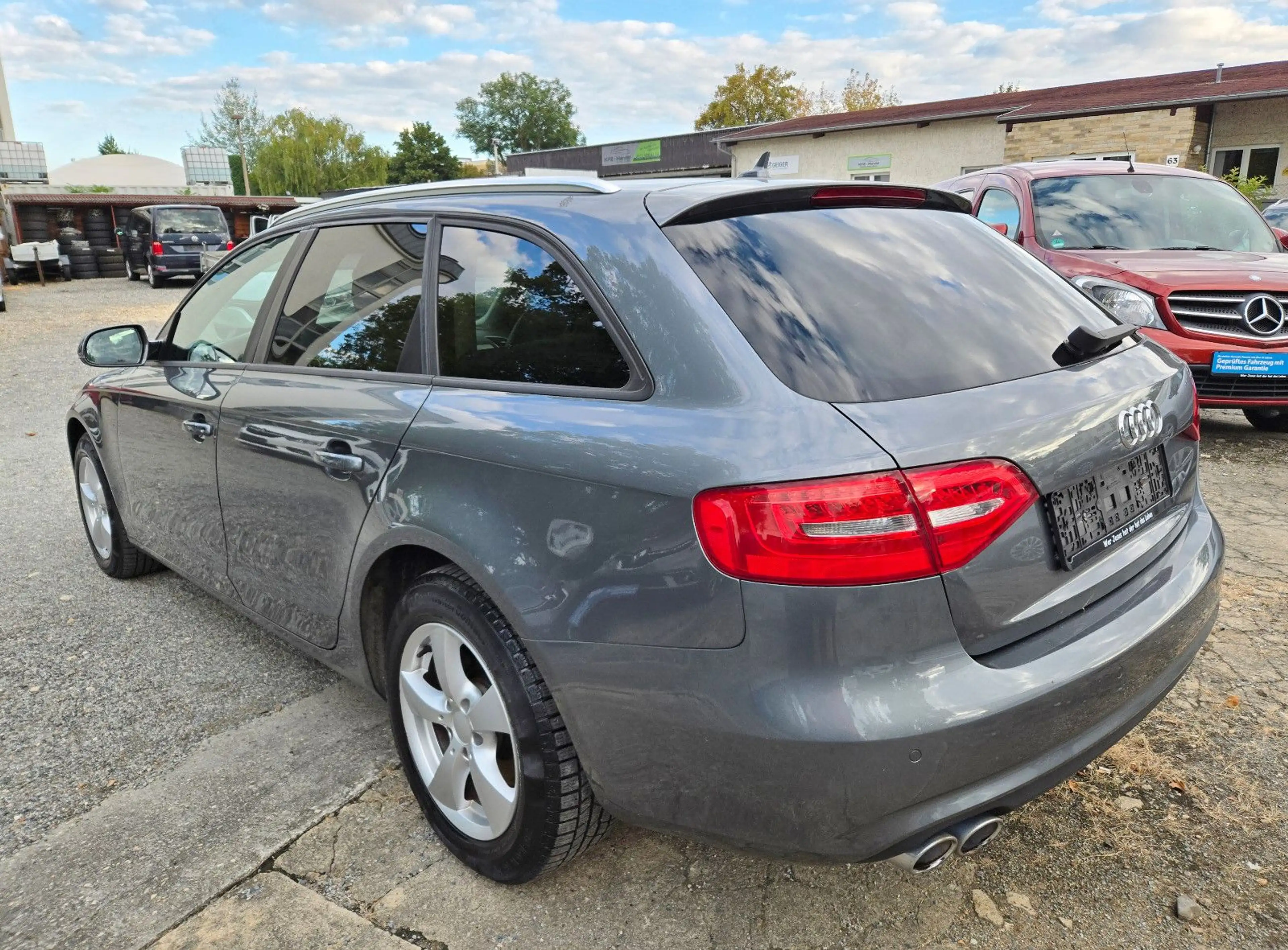 Audi A4 Avant / Automatik / Bi Xenon — photo 4