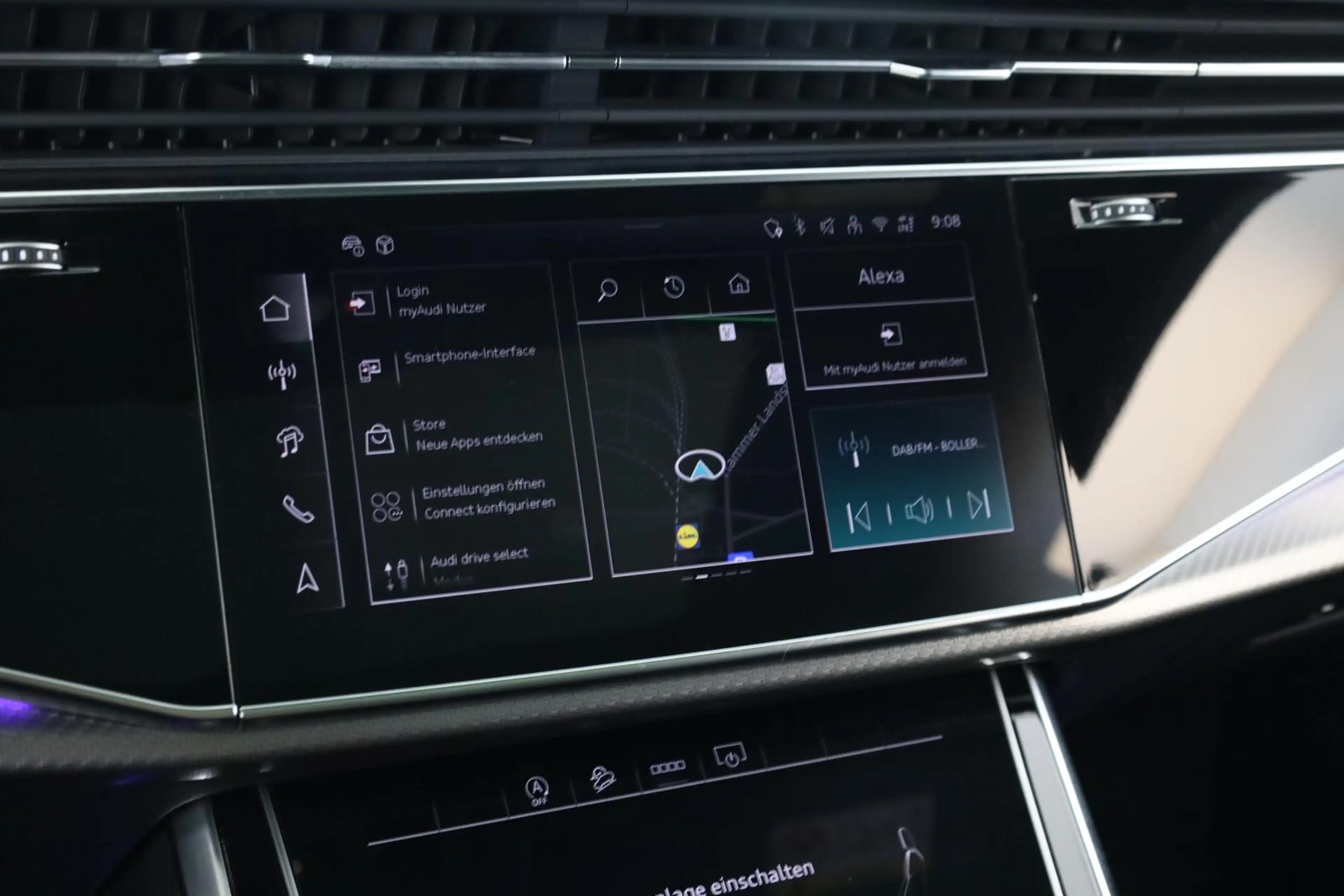 Audi RS Q8 SUV performance Laser Pano Vmax RSAbgas 23 — photo 14