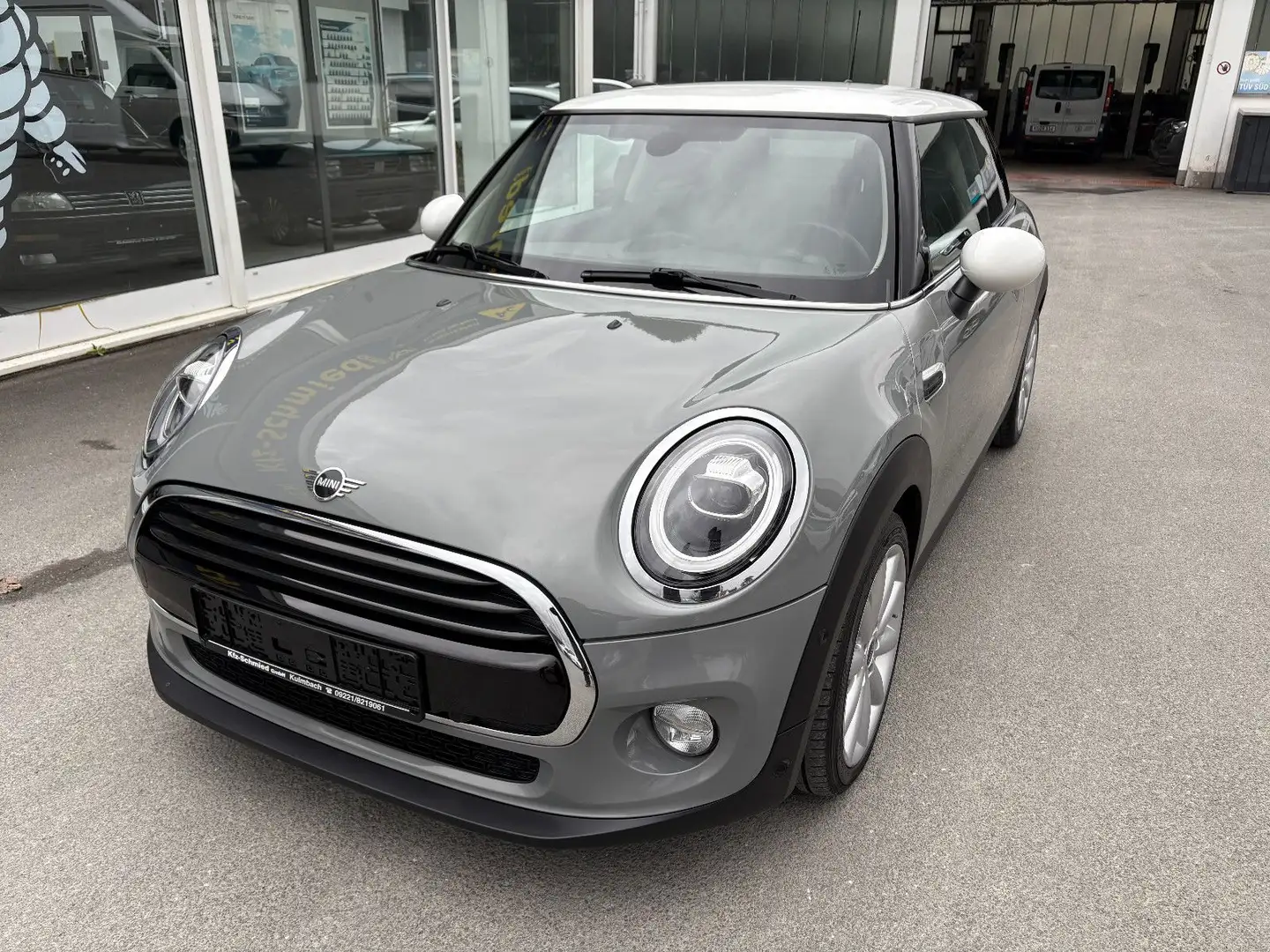 MINI Cooper *Klima*SHZ*LED*ALU*Euro6*Garantie* Grau - 1