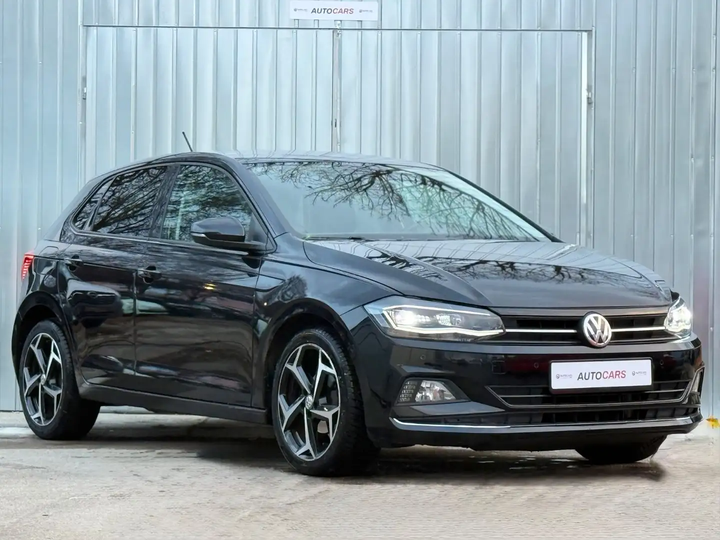 Volkswagen Polo VI Highline/KAM/CAR-PLAY/NAVI/TEMPOMAT/LED Schwarz - 2