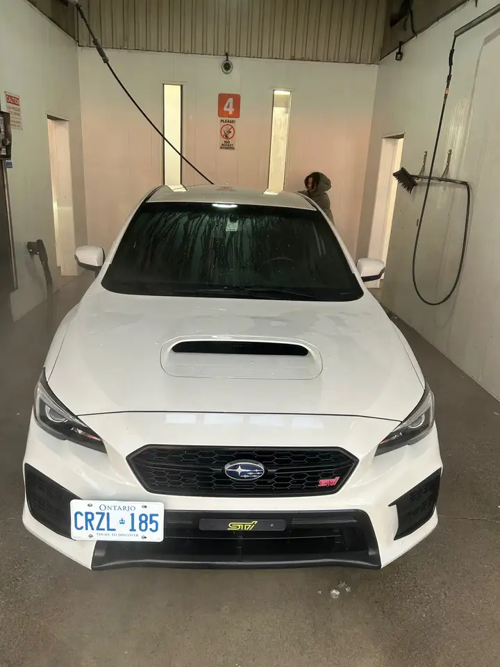 Subaru WRX снимка Subaru WRX