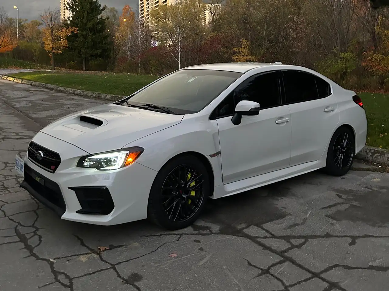 Subaru WRX снимка Subaru WRX