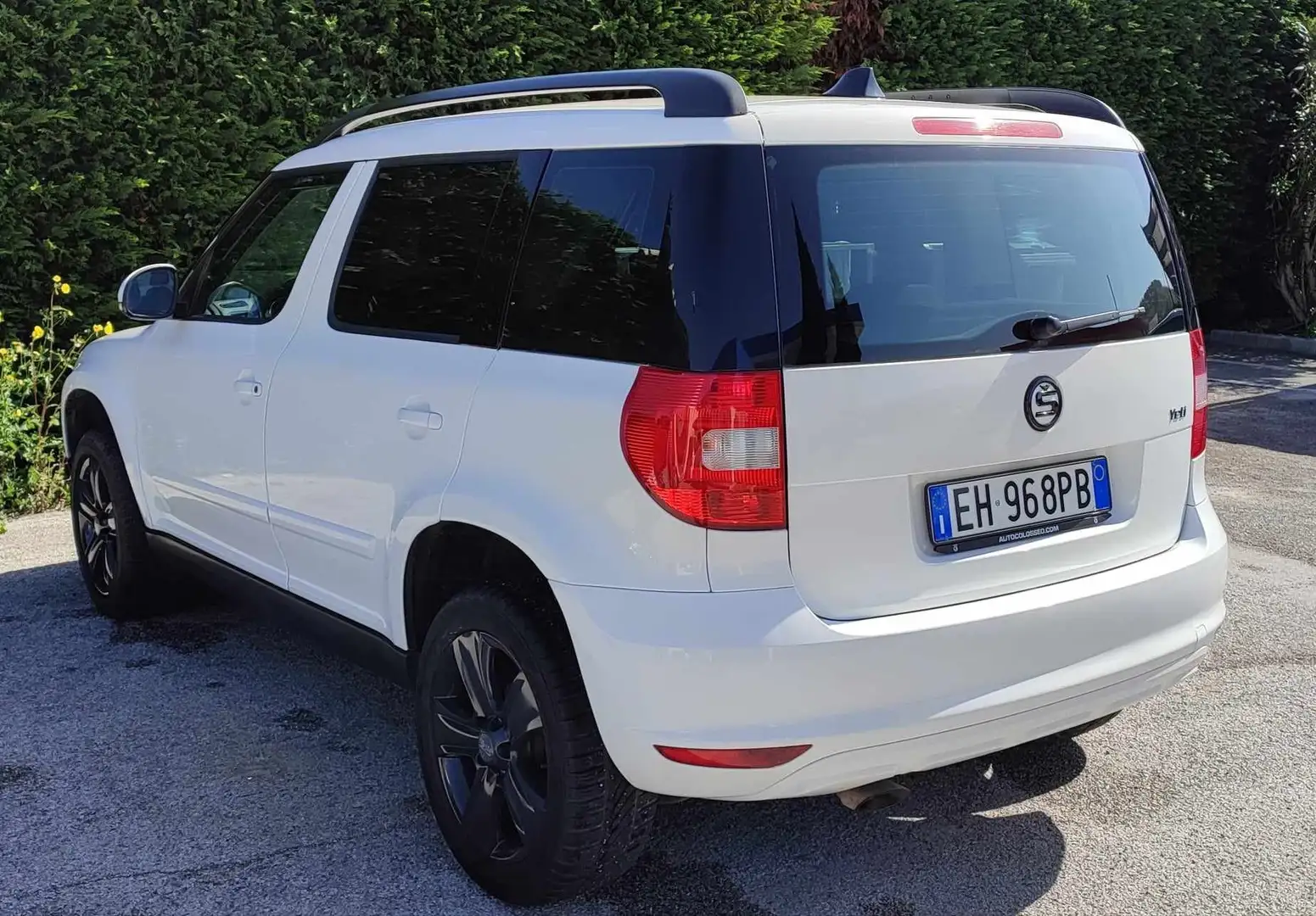 Skoda Yeti Yeti 1.2 tsi Ambition (adventure) dsg Bianco - 2