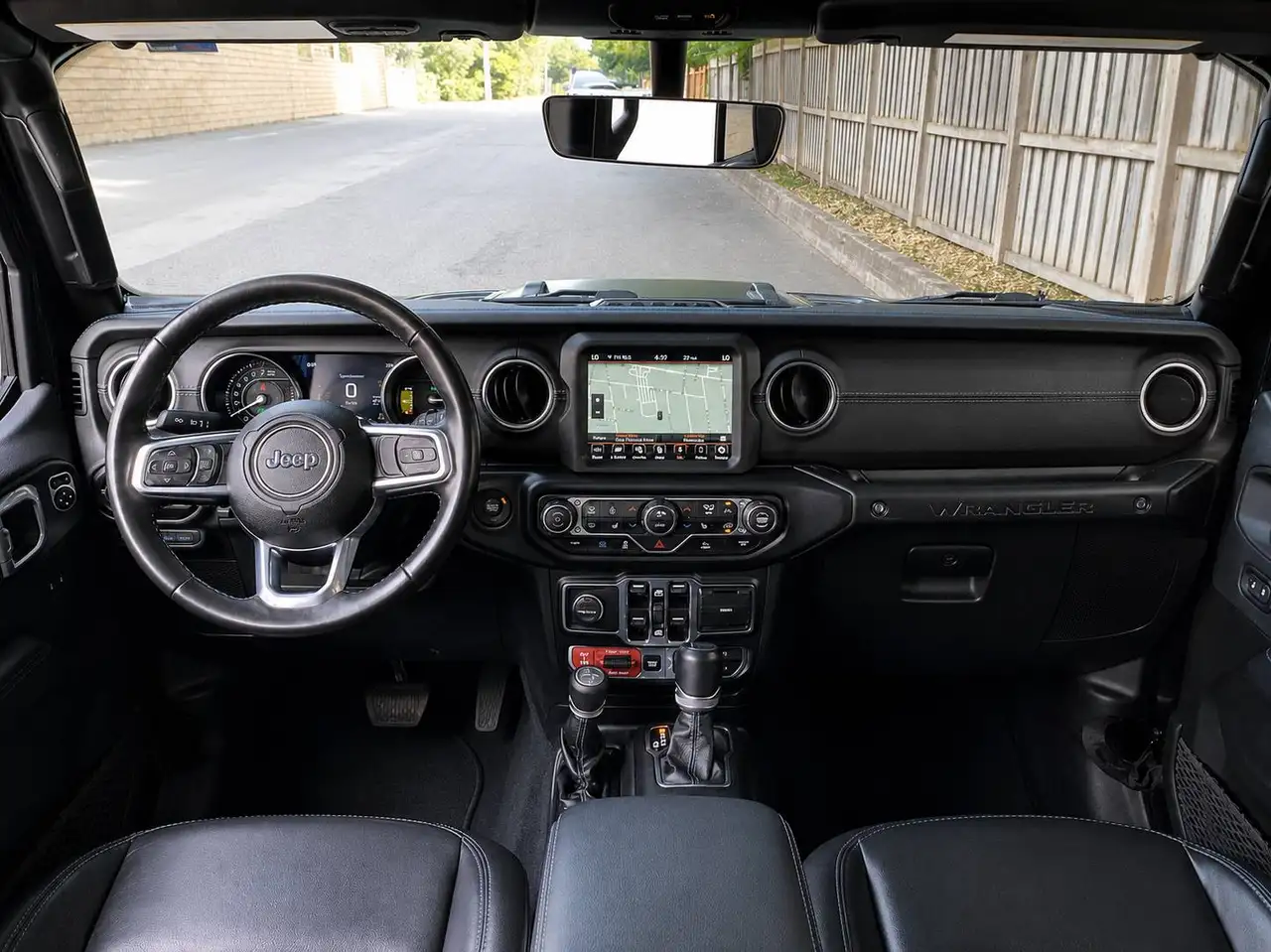Jeep Wrangler photo Jeep Wrangler