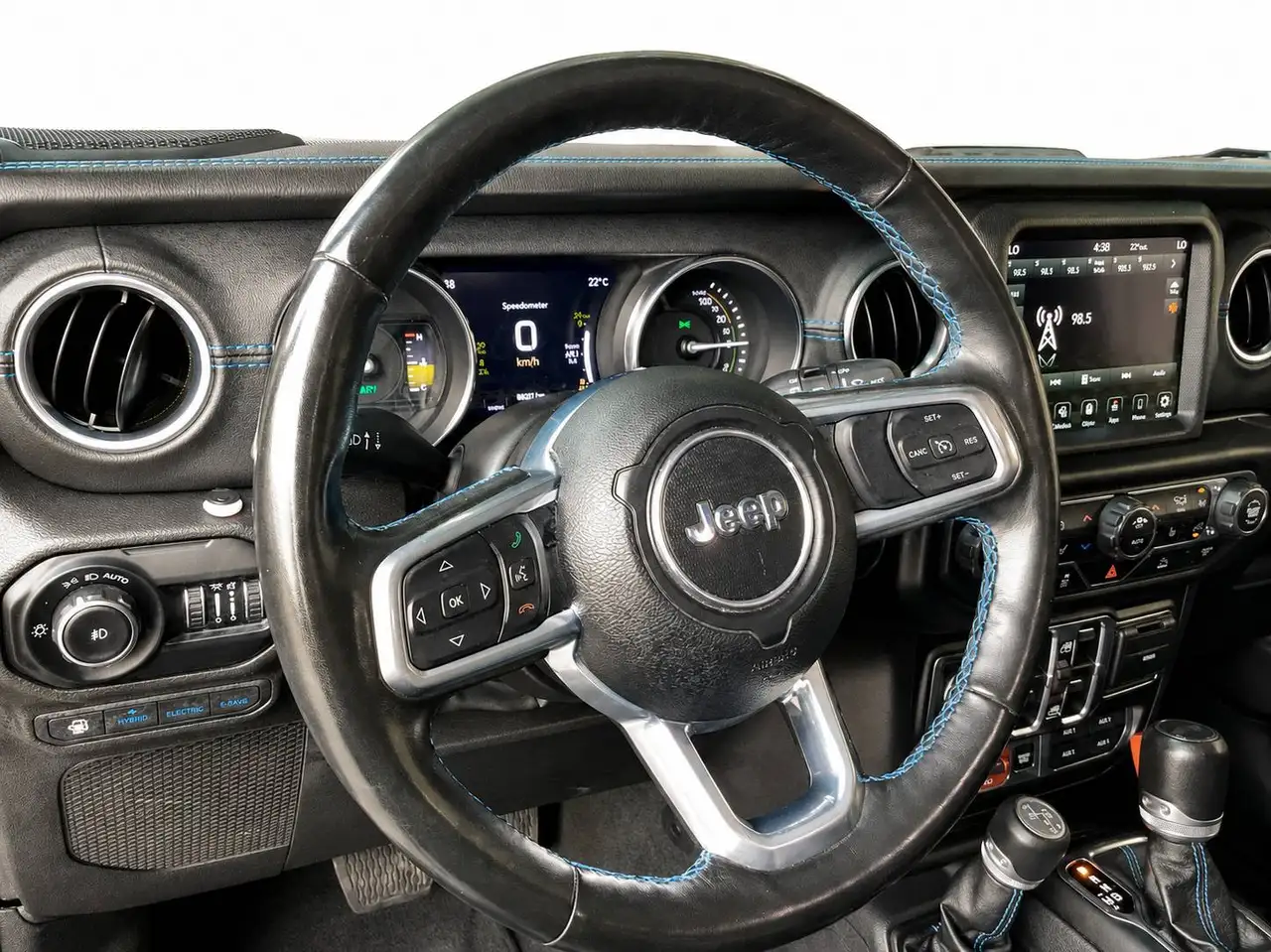 Jeep Wrangler photo Jeep Wrangler