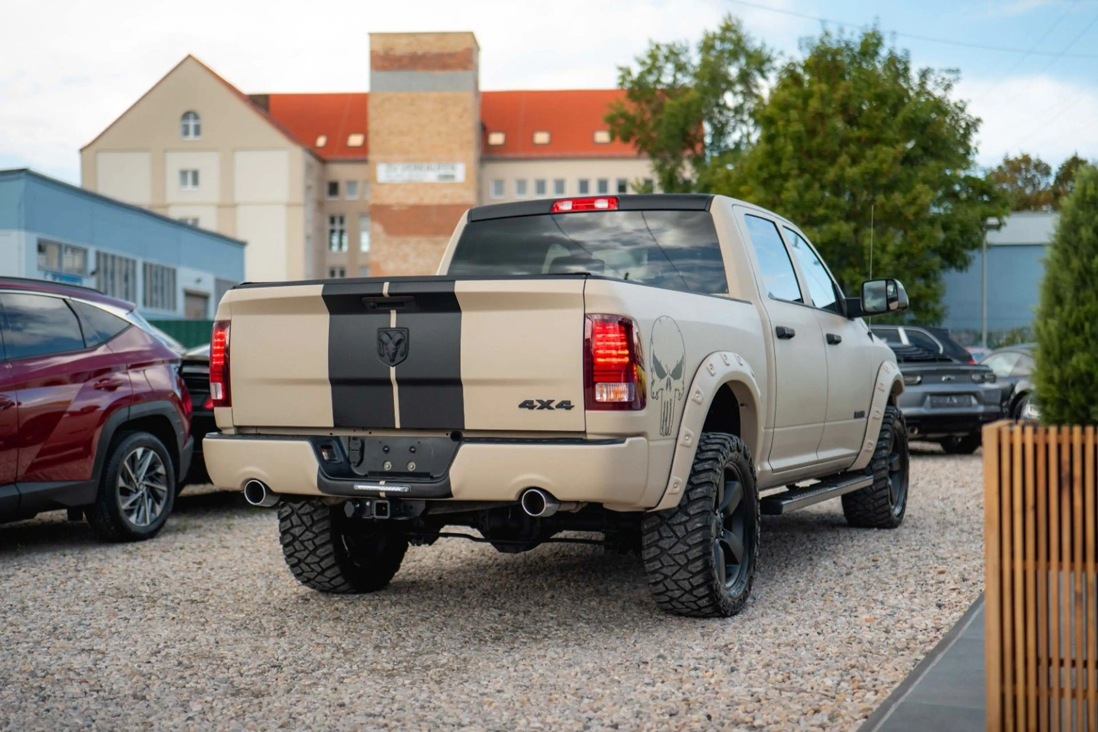 Dodge RAM 5.7 V8 HEMI 4x4 PUNISHER OFFROAD RAPTOR LACK — photo 6