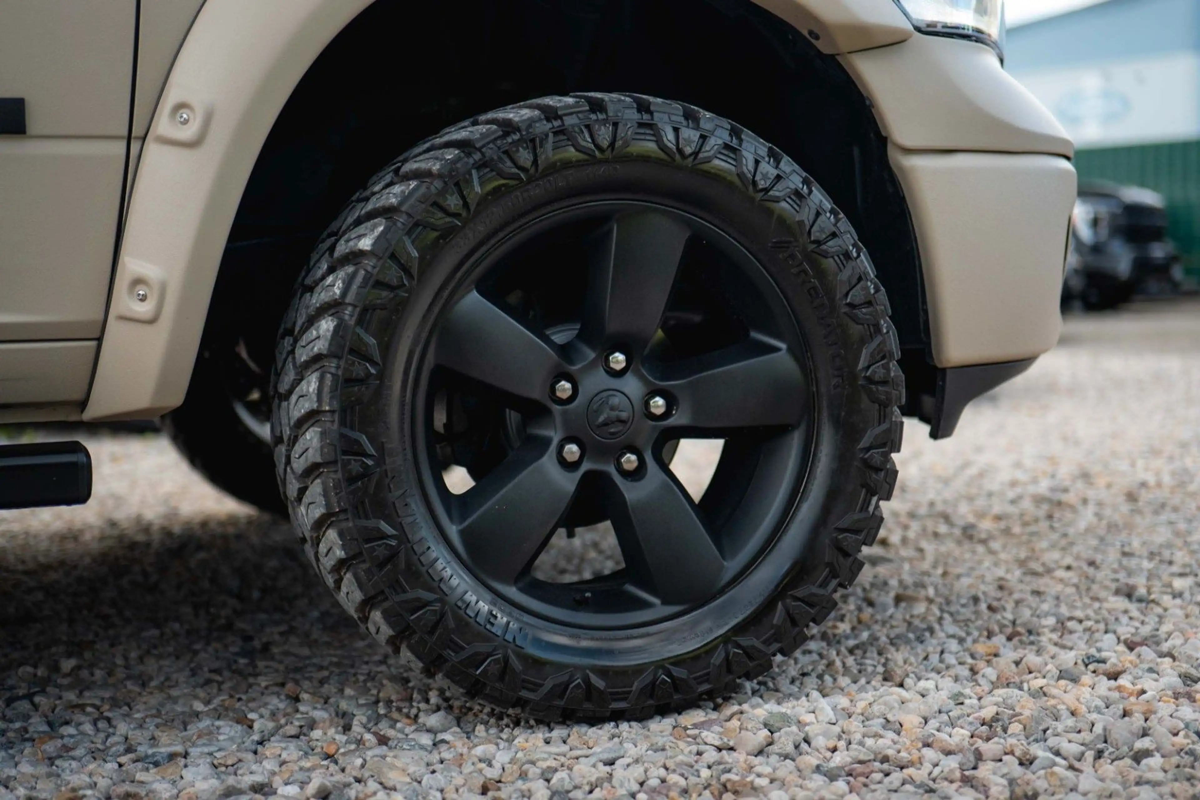 Dodge RAM 5.7 V8 HEMI 4x4 PUNISHER OFFROAD RAPTOR LACK — photo 5