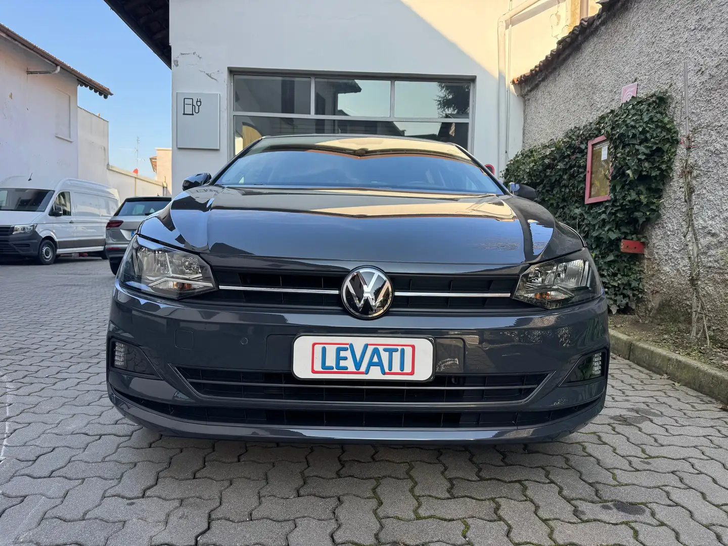Volkswagen Polo Polo 5p 1.0 evo Comfortline Business 80cv Grigio - 2