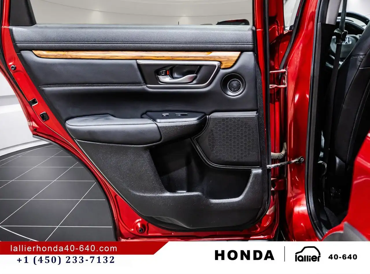 Honda CR-V photo Honda CR-V