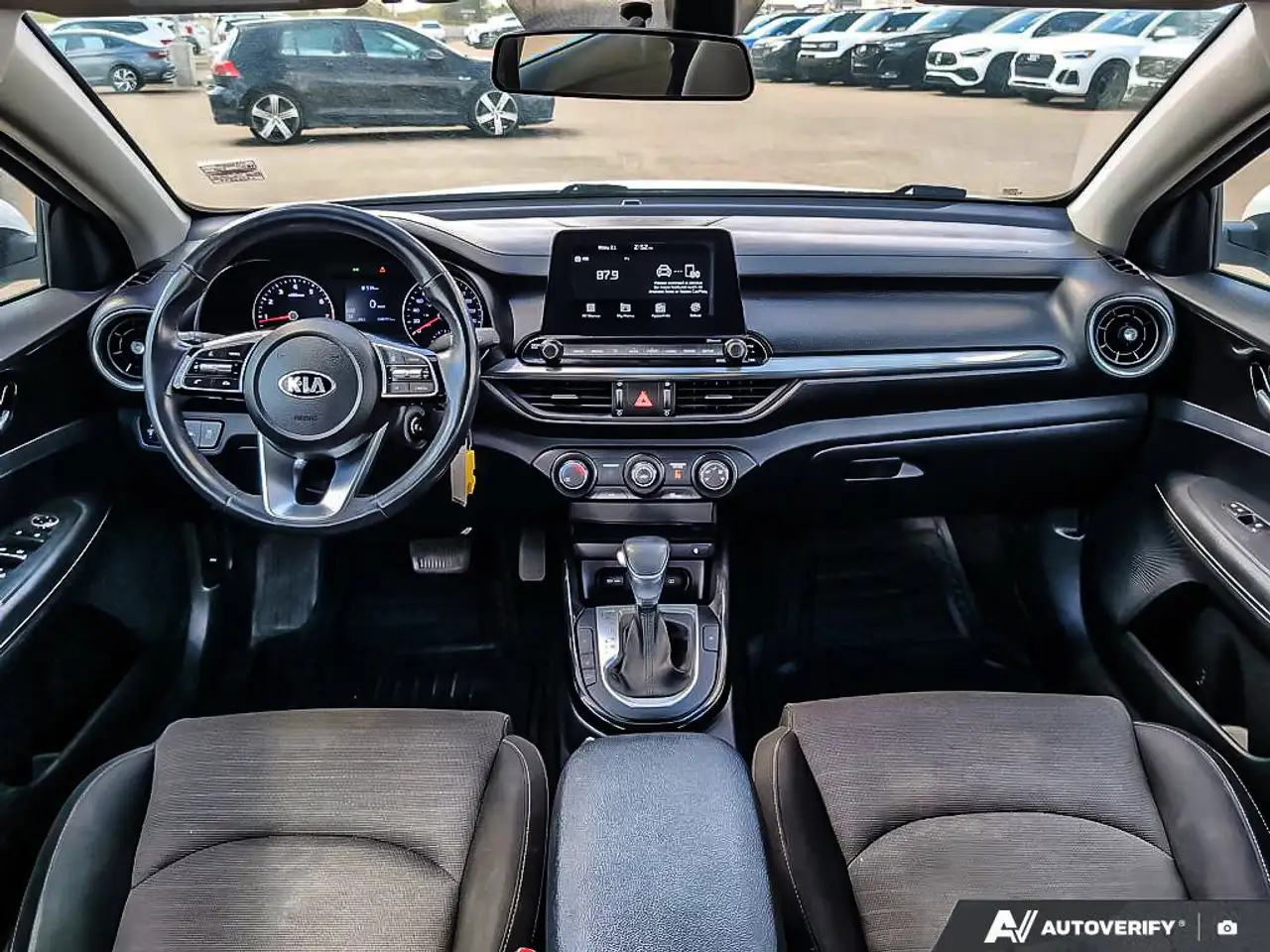 Kia Forte снимка Kia Forte