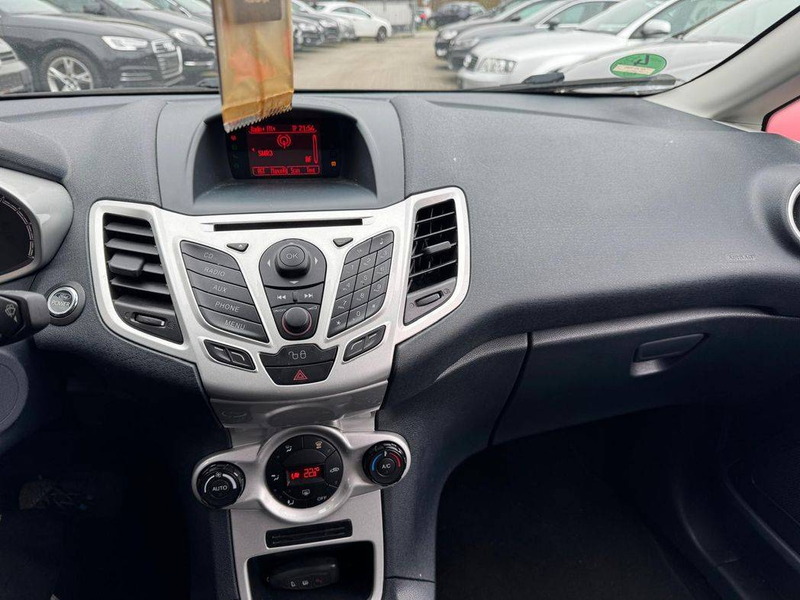 Ford Fiesta 1.4 Titanium Sport SHZ Teilleder Tüv neu Scheckheft unfallfrei — photo 9