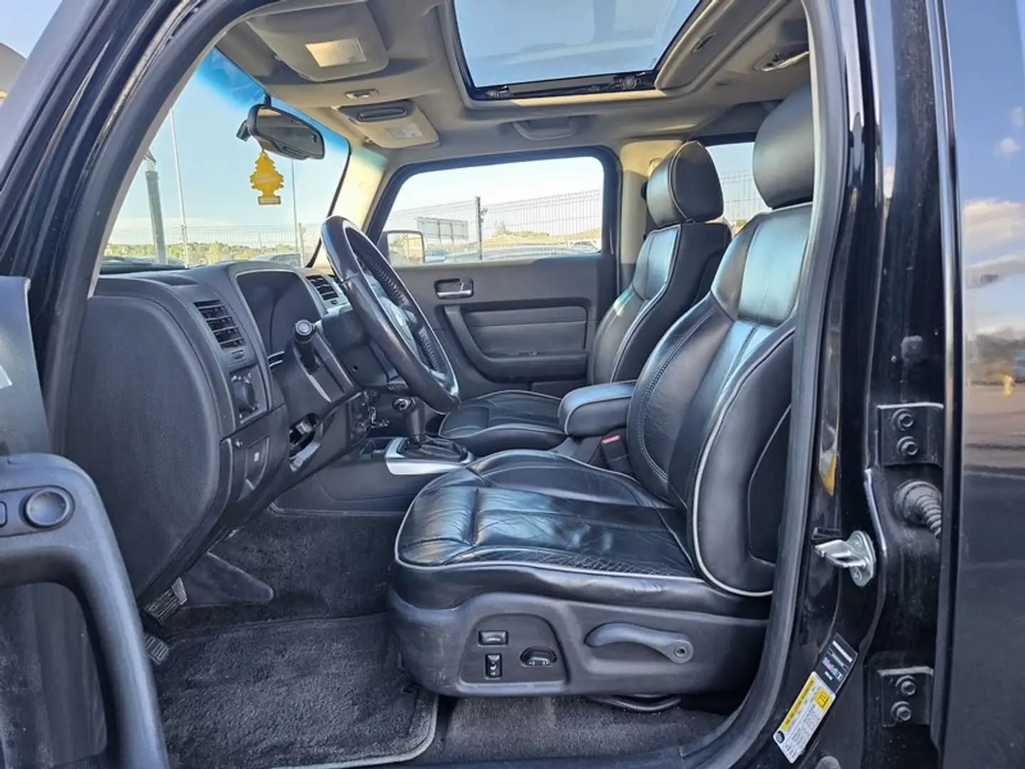 HUMMER H3 3.7 Pack Adventure Toit Ouvr Garantie 1 AN y - 2