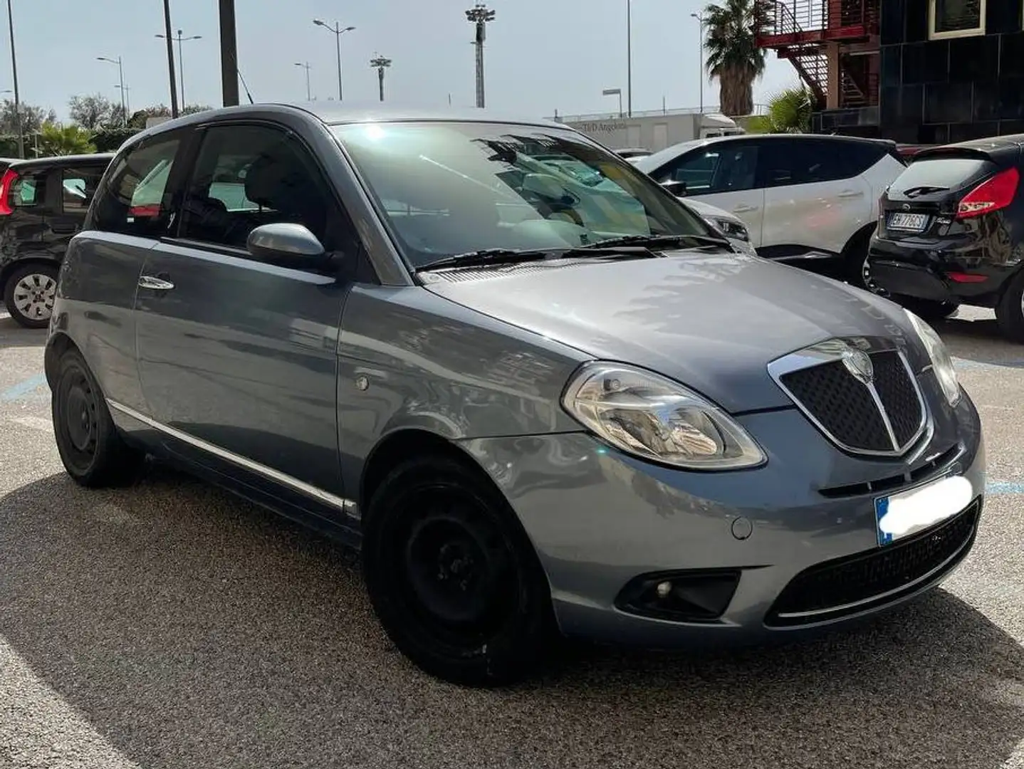 Lancia Ypsilon Ypsilon II 2007 1.2 8v Argento Grigio - 2