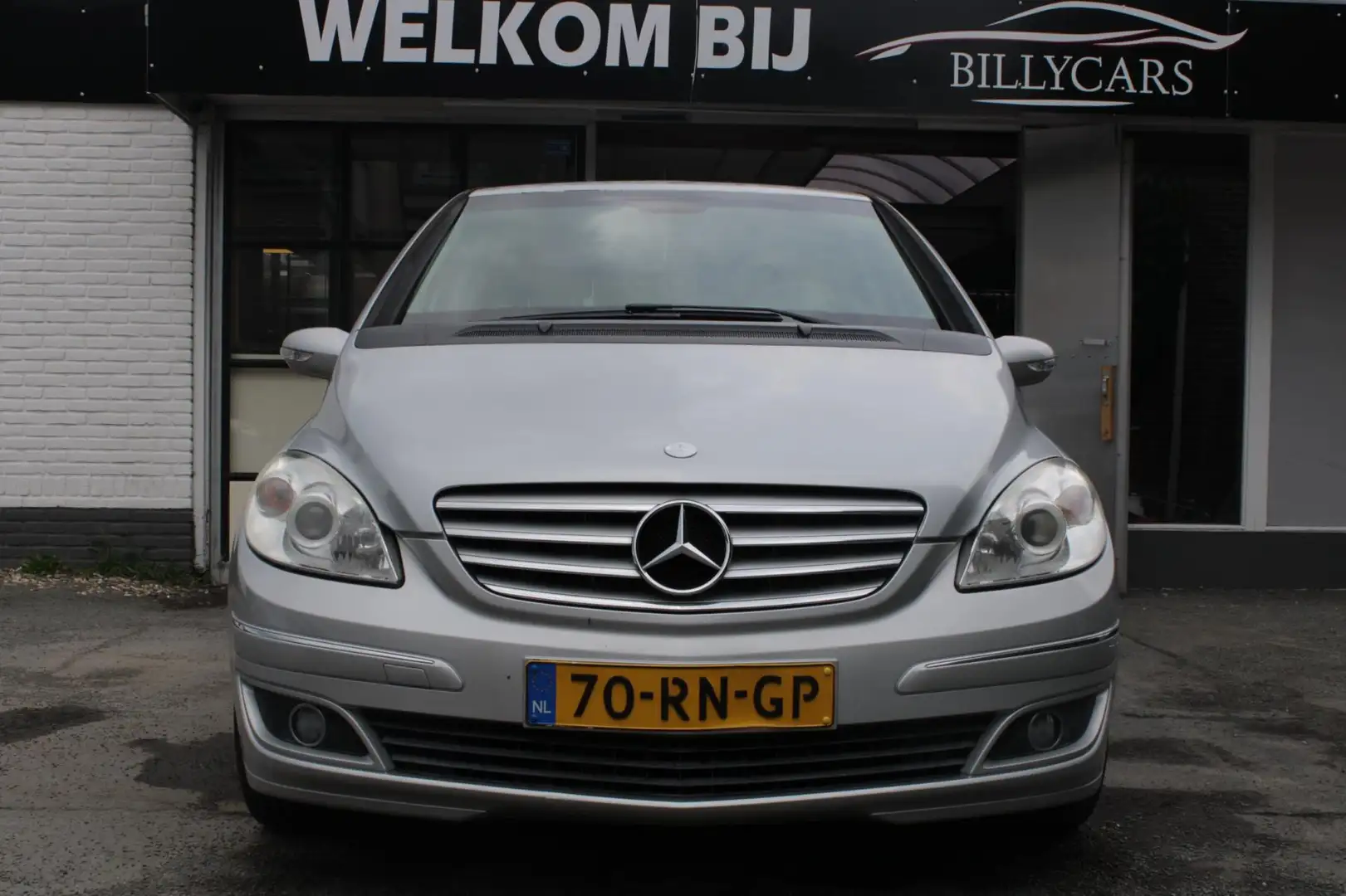 Mercedes-Benz B 200 Airco / Cruise / Elektrische ramen / Grijs - 2