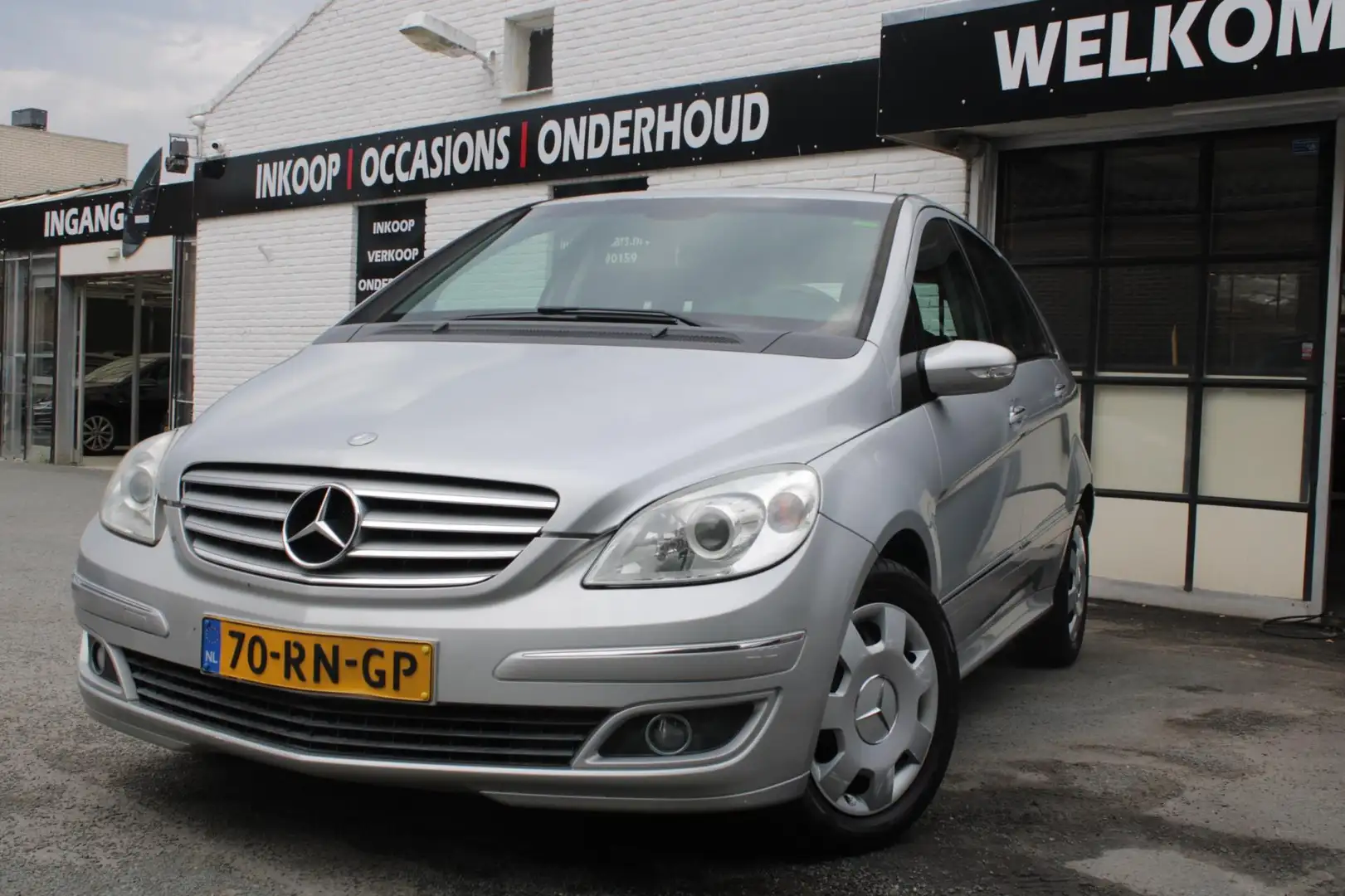 Mercedes-Benz B 200 Airco / Cruise / Elektrische ramen / Grijs - 1