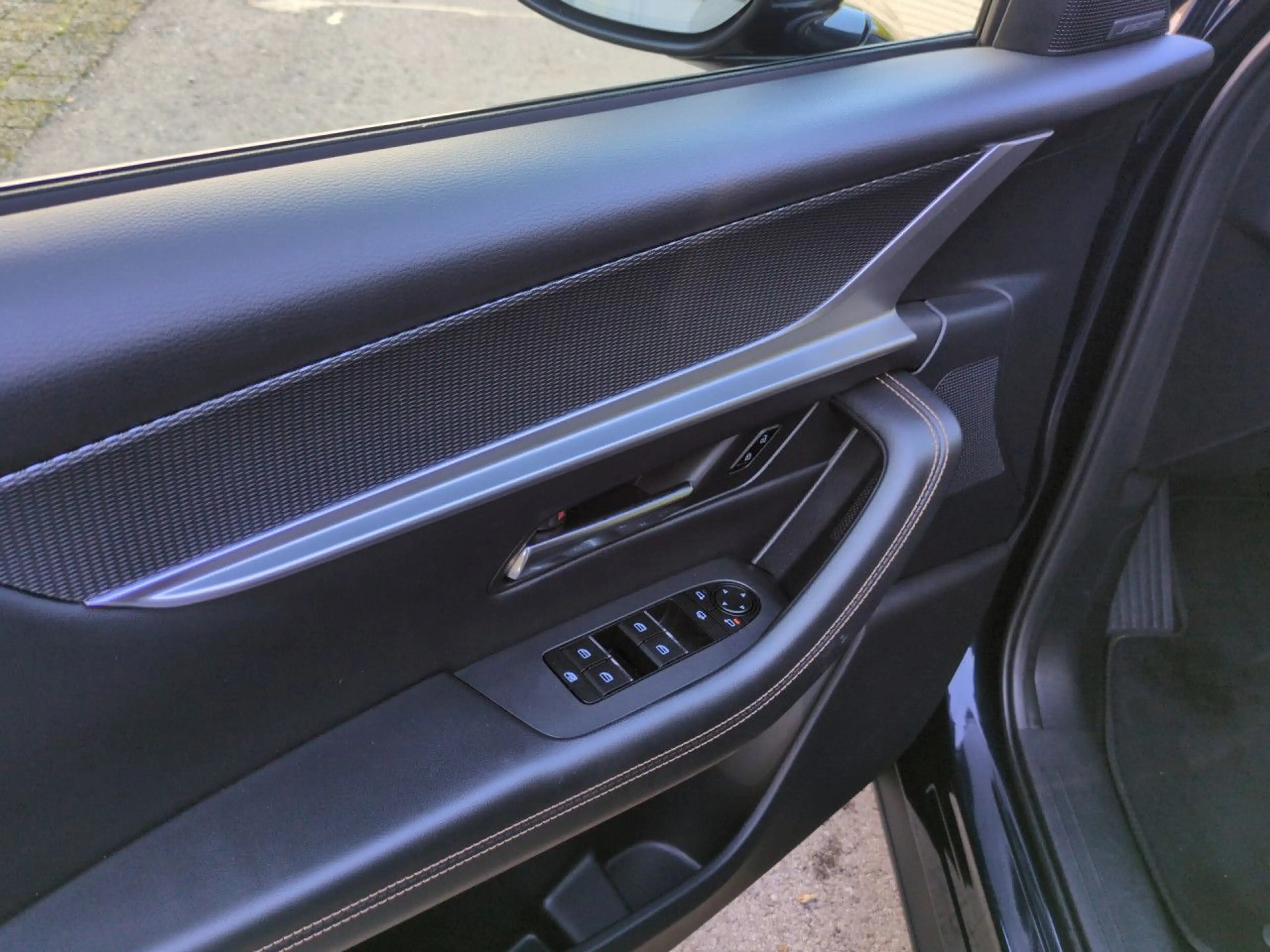 Mazda CX-60 2.5 e-SKYACTIV PHEV Homura AWD Plug-In-Hybri — photo 13