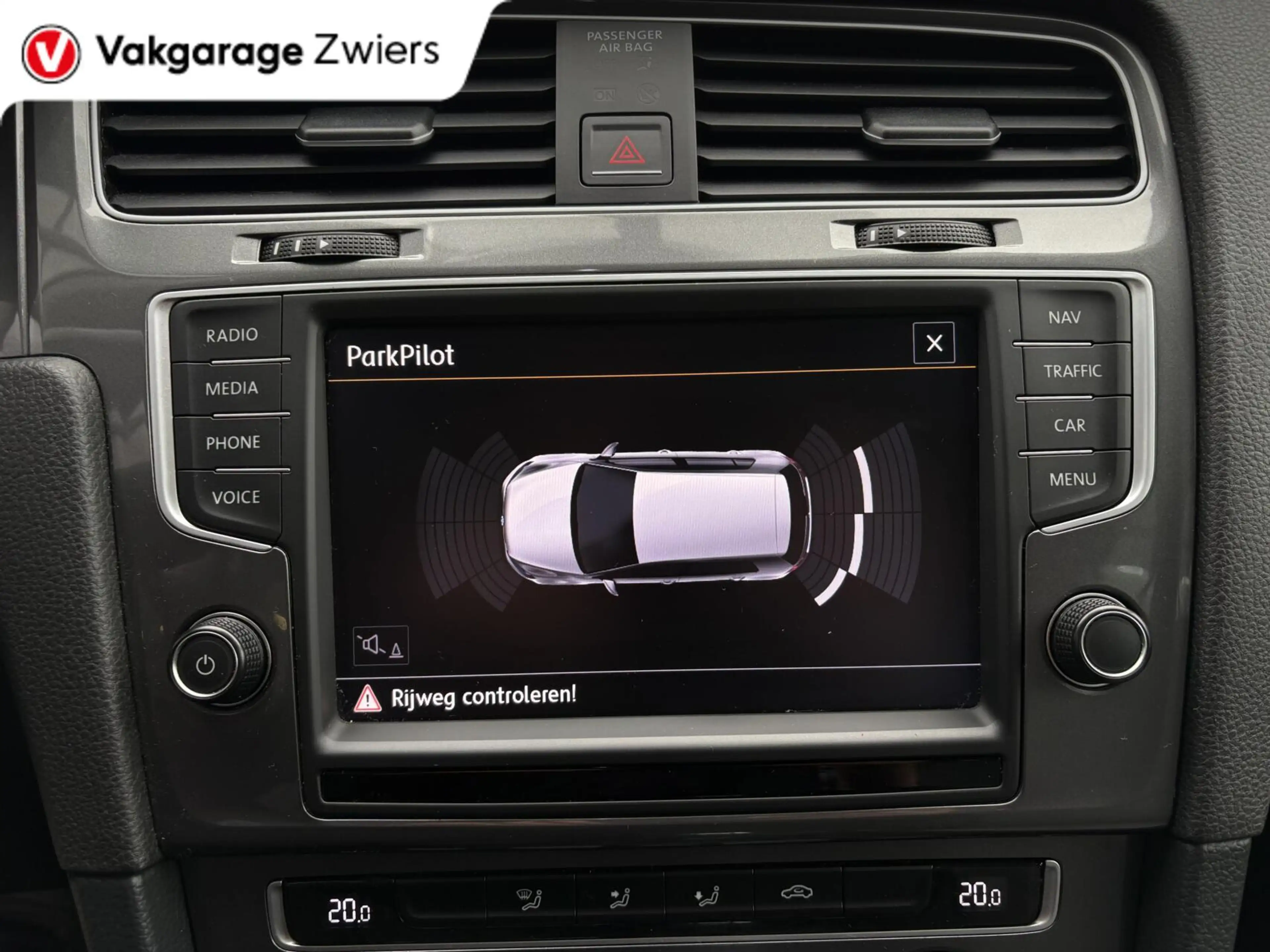 Volkswagen e-Golf | PDC | Android Auto | — photo 15