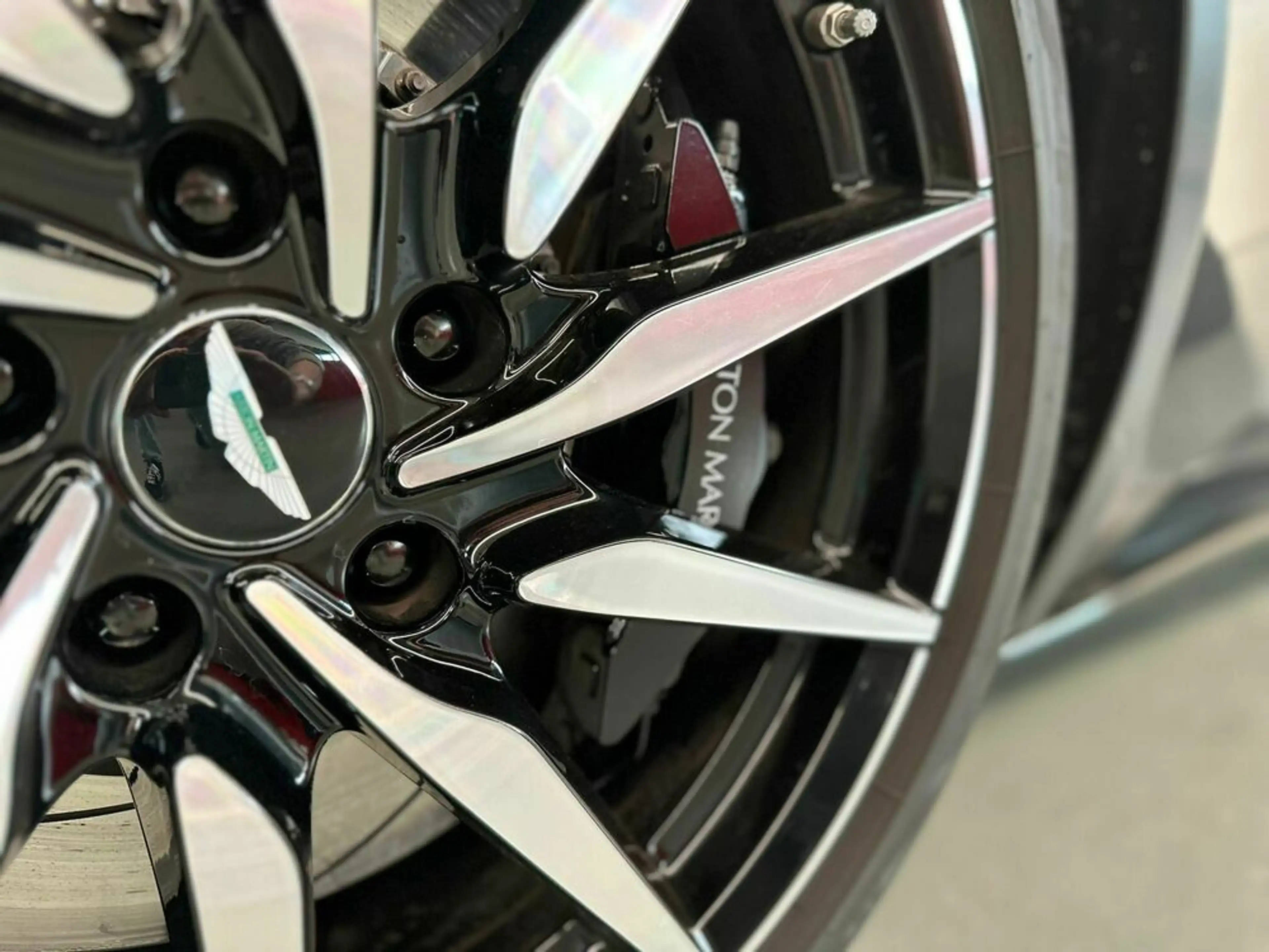 Aston Martin DB11 Volante | Full PPF | 1Y AM Garantie — photo 6