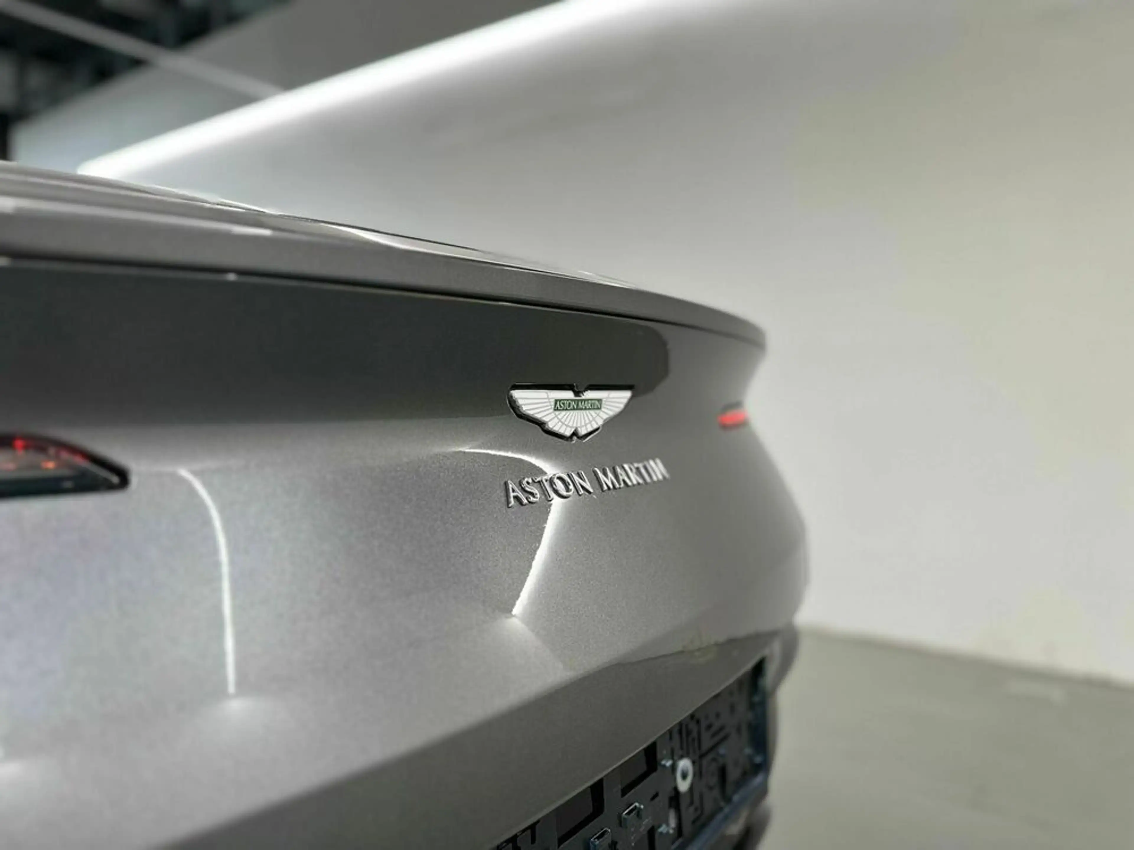 Aston Martin DB11 Volante | Full PPF | 1Y AM Garantie — photo 13