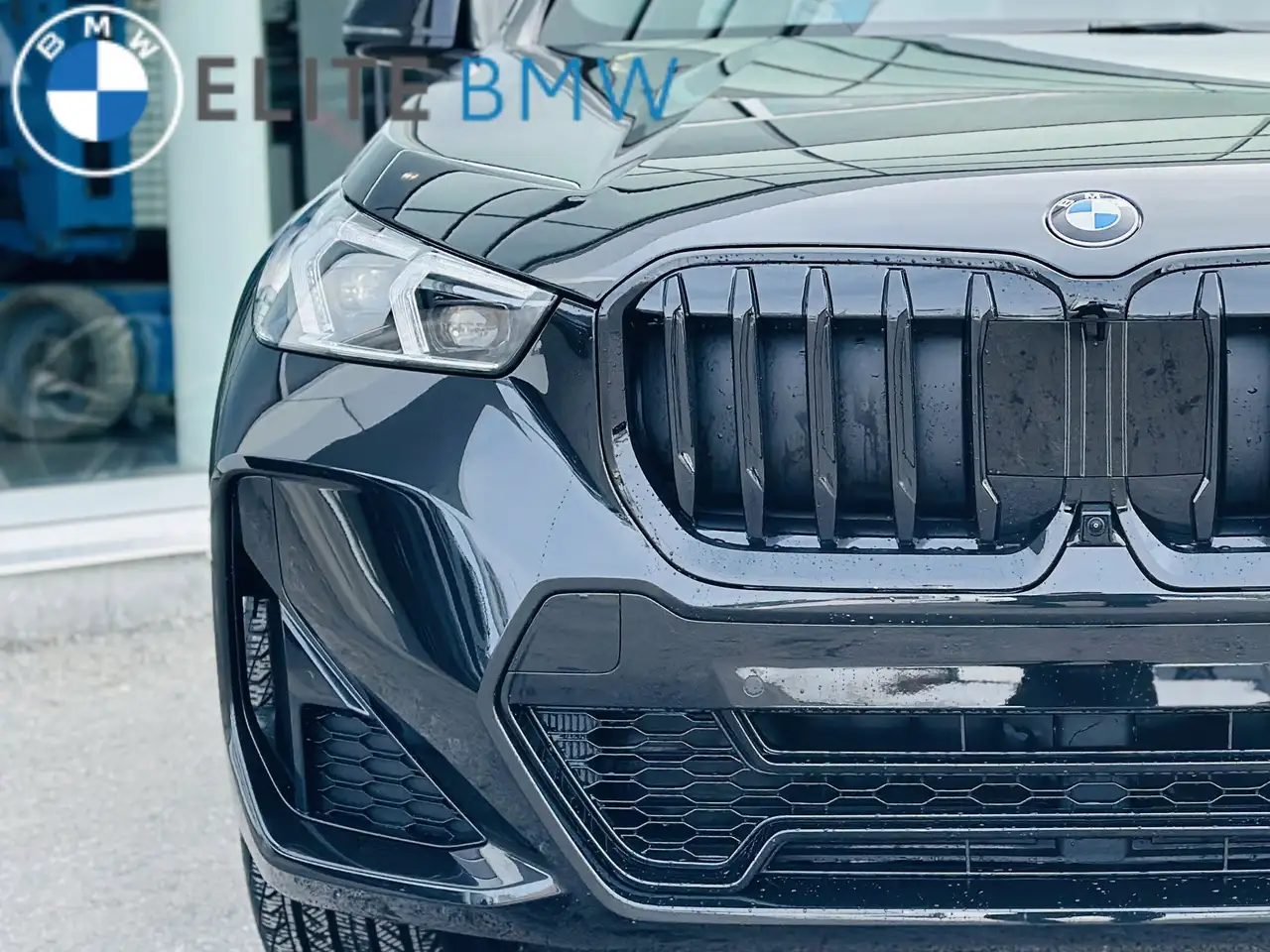 BMW X1 снимка BMW X1