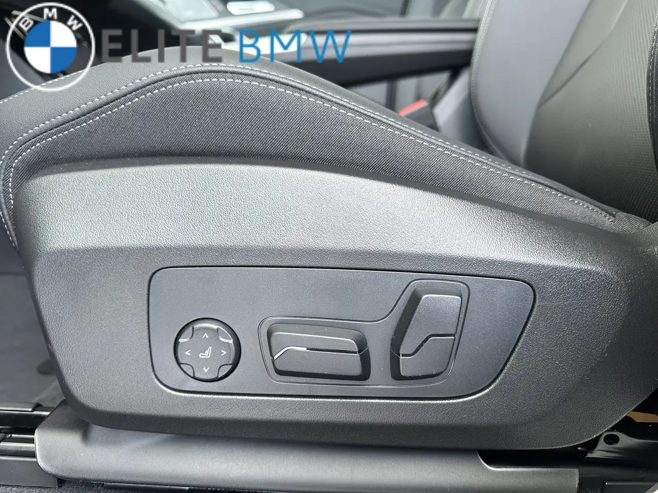 BMW X1 снимка BMW X1