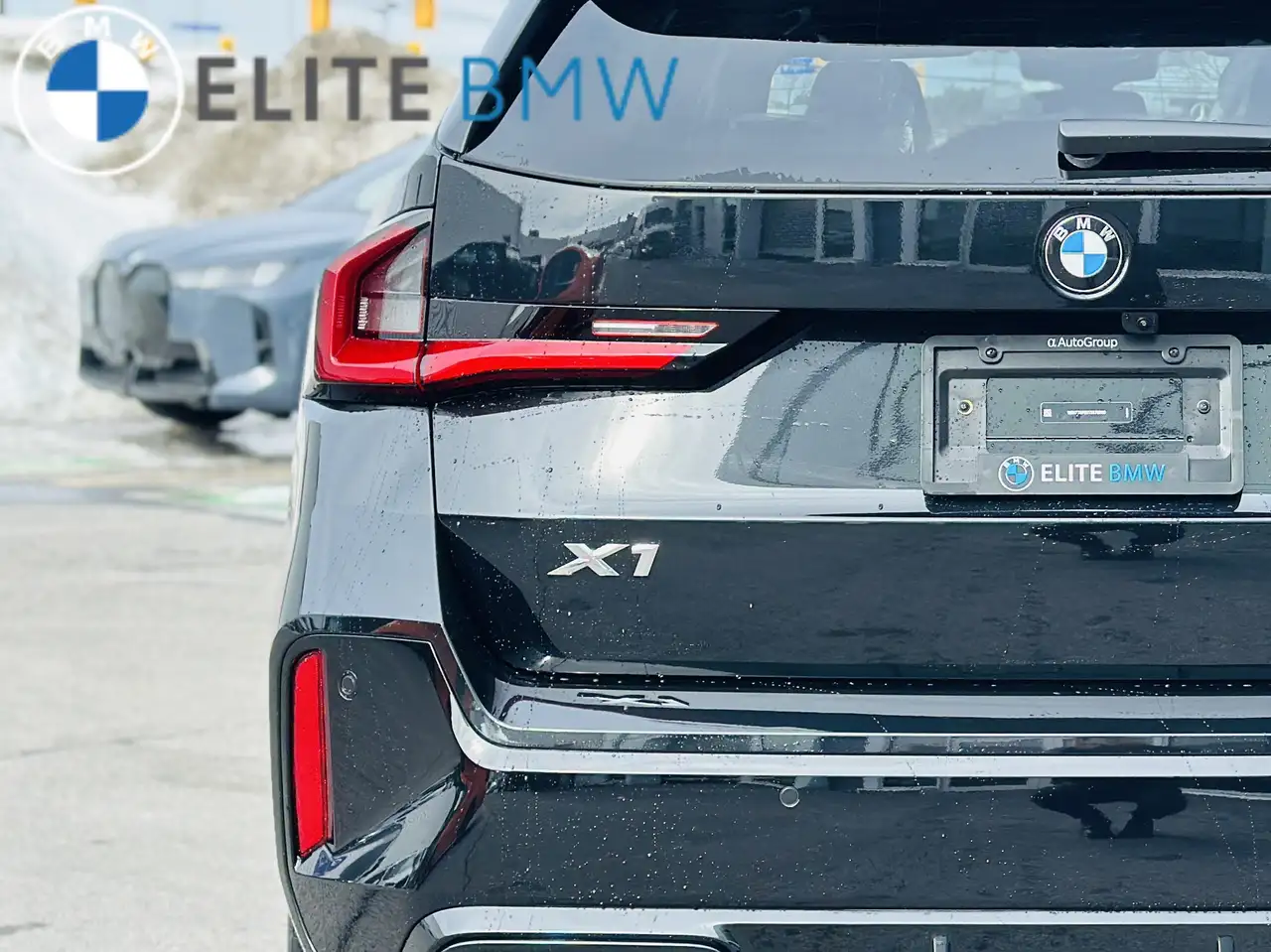 BMW X1 снимка BMW X1