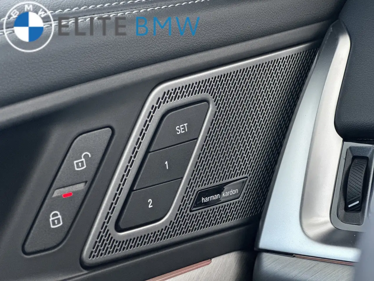 BMW X1 снимка BMW X1