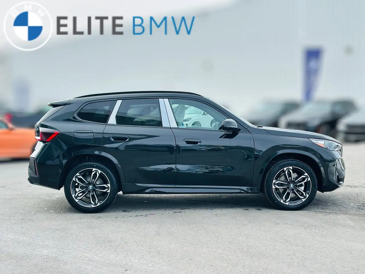 BMW X1 снимка BMW X1