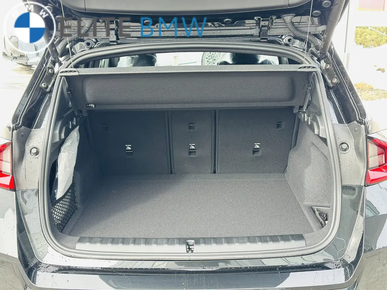 BMW X1 снимка BMW X1