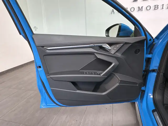 Audi A3 view 7