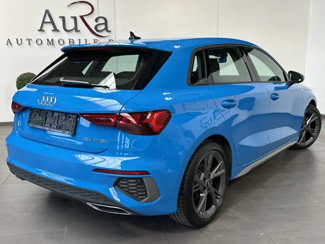 Audi A3 view 4