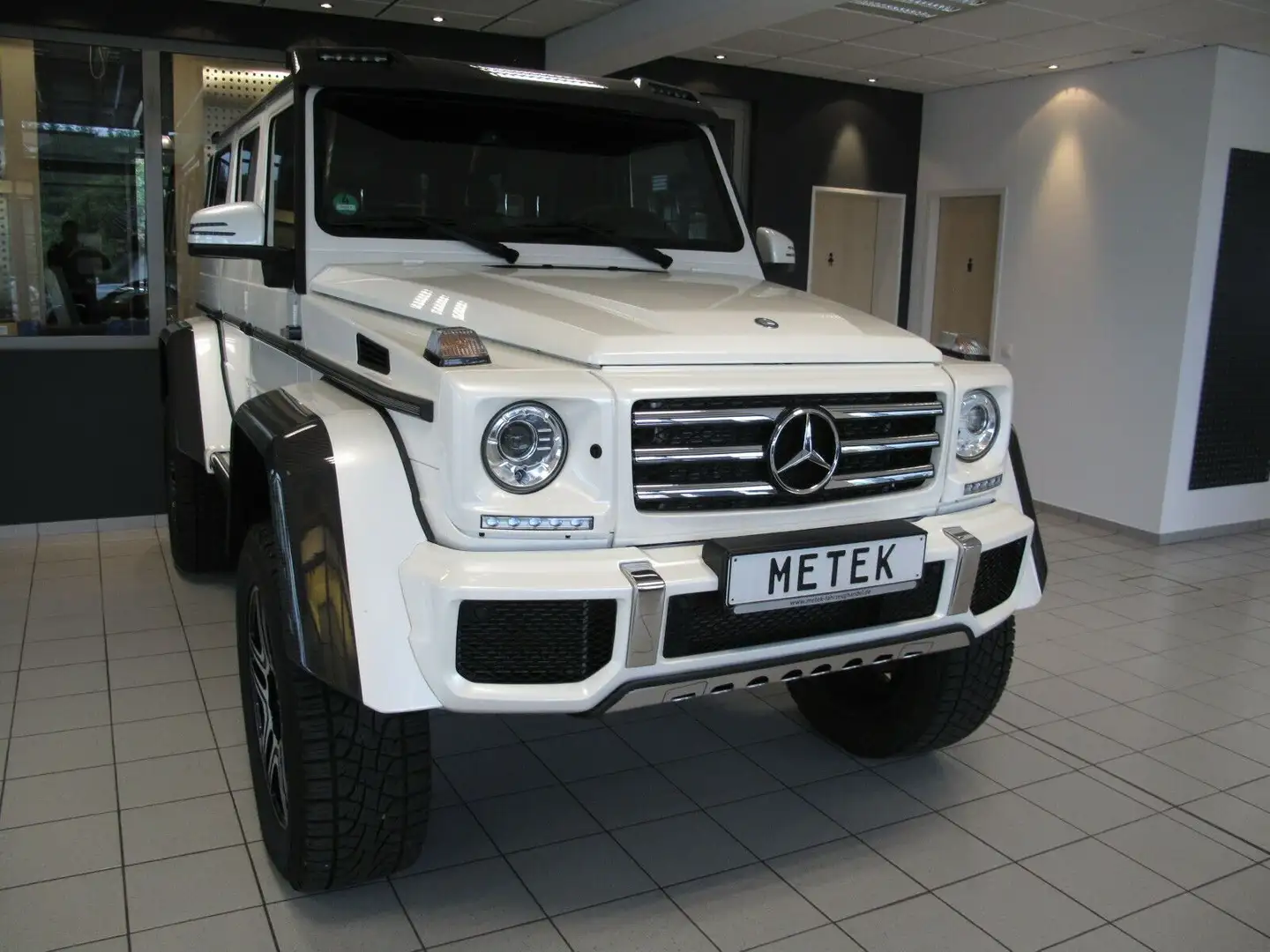 Mercedes-Benz G 500 4x4²  LED STANDHEIZUNG NAVI White - 1