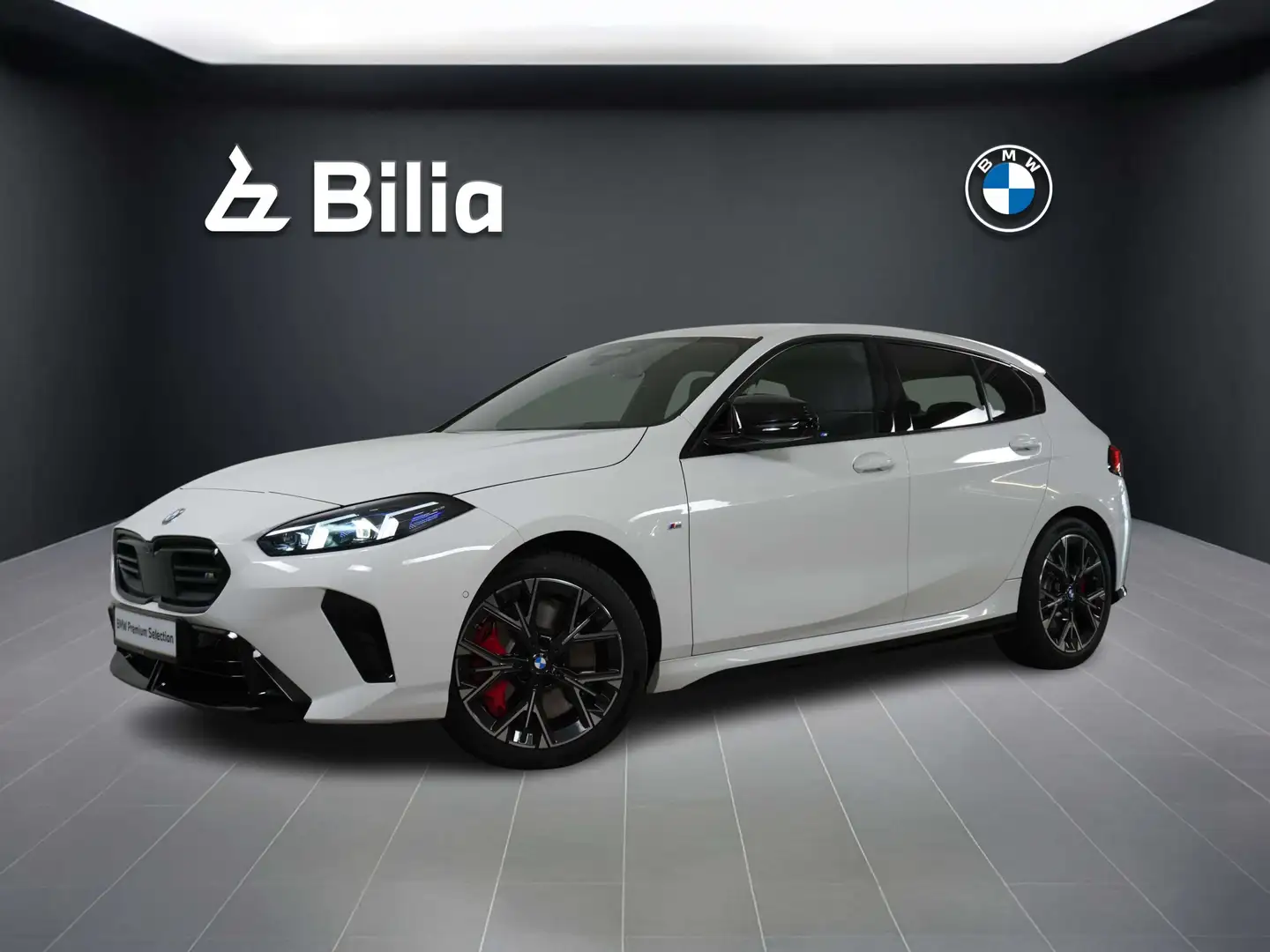 BMW 135 M135 xDrive Sportpaket Head-Up HK HiFi DAB LED Wit - 1